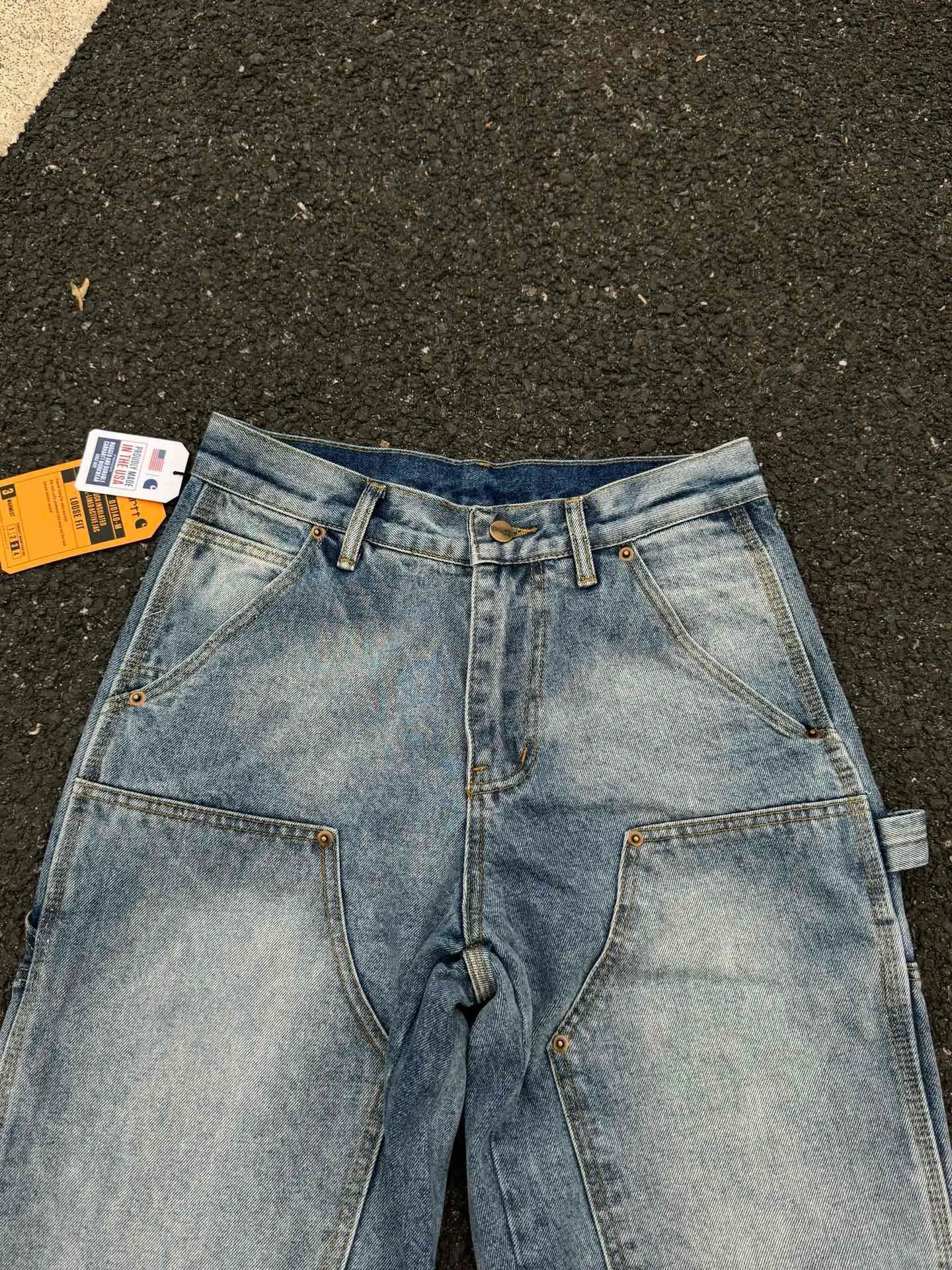 🅿️250 033 Carhartt WIP Japanese style work style jeans with customized original logo buckle, YKK zipper fly, smooth and easy to pull! Many locations are reinforced with tacks, and the workmanship is solid! The overall tailoring adopts three-dimensional structure tailoring! Ergonomically designed, more flexible when wearing! The cut is streamlined and streamlined, allowing you to move flexibly with your body! Integrates functionality, beauty and durability! Suitable for business, travel, leisure and many other occasions! Straight fit Color: Blue Size: S-XXL