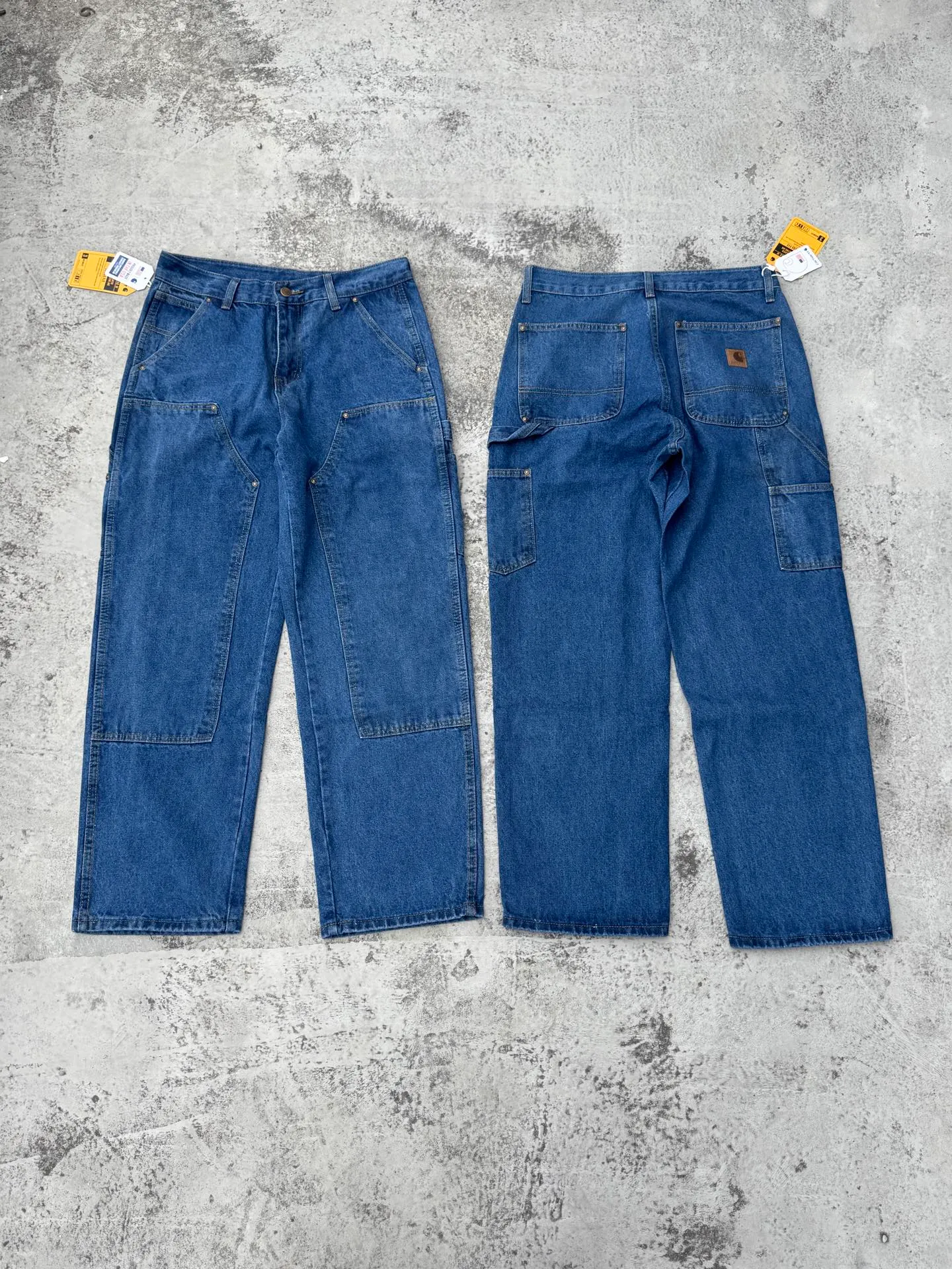🅿️250 K019 Carhartt WIP Japanese style work style jeans with customized original logo buckle, YKK zipper fly, smooth and easy to pull! Many locations are reinforced with tacks, and the workmanship is solid! The overall tailoring adopts three-dimensional structure tailoring! Ergonomically designed, more flexible when wearing! The cut is streamlined and streamlined, allowing you to move flexibly with your body! Integrates functionality, beauty and durability! Suitable for business, travel, leisure and many other occasions! Straight version Color: dark blue Size: S-XXL