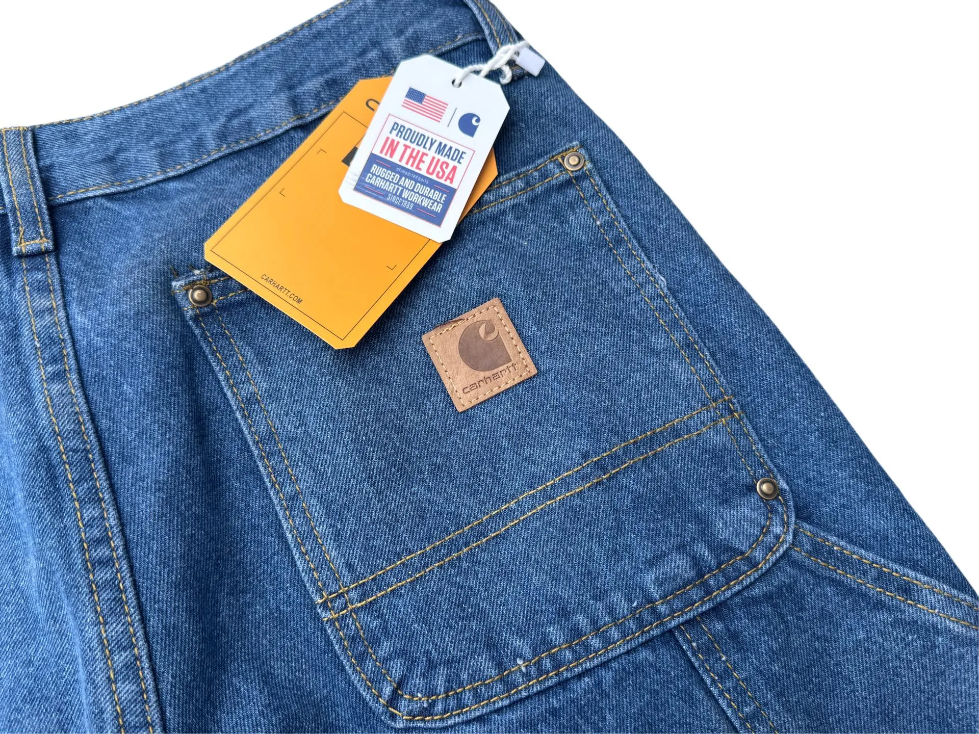 🅿️250 K019 Carhartt WIP Japanese style work style jeans with customized original logo buckle, YKK zipper fly, smooth and easy to pull! Many locations are reinforced with tacks, and the workmanship is solid! The overall tailoring adopts three-dimensional structure tailoring! Ergonomically designed, more flexible when wearing! The cut is streamlined and streamlined, allowing you to move flexibly with your body! Integrates functionality, beauty and durability! Suitable for business, travel, leisure and many other occasions! Straight version Color: dark blue Size: S-XXL