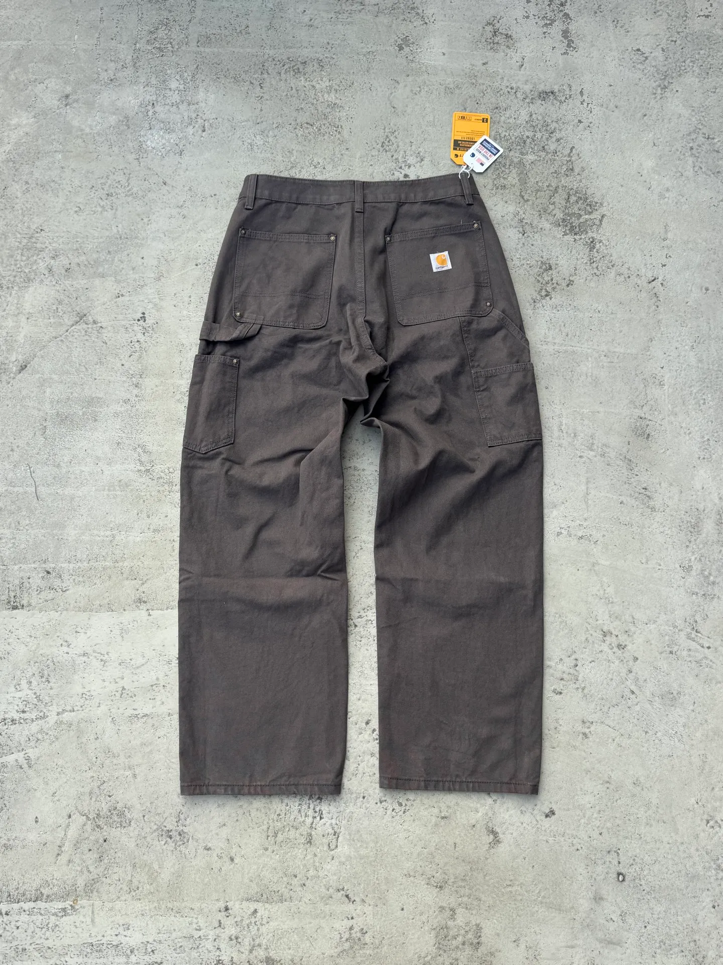 🅿️250 K021 Carhartt WIP Japanese style work style jeans with customized original logo buckle, YKK zipper fly, smooth and easy to pull! Many locations are reinforced with tacks, and the workmanship is solid! The overall tailoring adopts three-dimensional structure tailoring! Ergonomically designed, more flexible when wearing! The cut is streamlined and streamlined, allowing you to move flexibly with your body! Integrates functionality, beauty and durability! Suitable for business, travel, leisure and many other occasions! Straight version Color: Dark Gray Size: S-XXL (28 30 32 34 36)