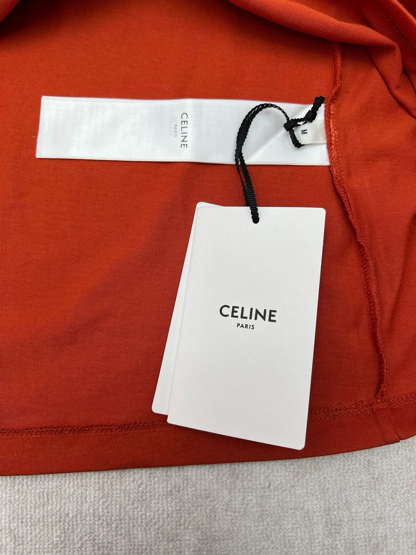 🅿️240 Celine 25ss new jersey 70s style T-shirt decorated with CELINE PARIS TRIOMPHE print, classic fit, round neck, contrasting ribbed trim Size: S.M.L