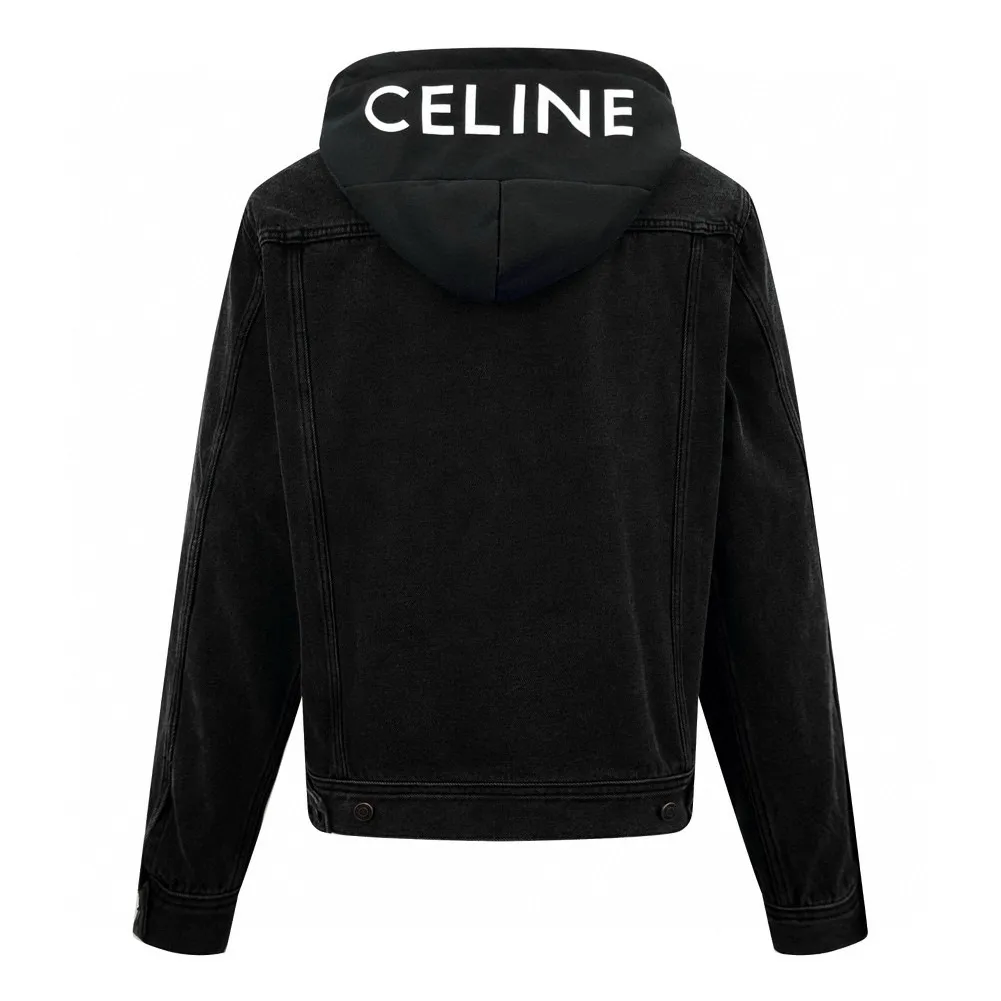 🅿️560 [Exclusive supply] Celine 24FW hooded denim jacket (black). The original purchase is 14,500 and developed. The fabric is made of customized high-density cotton twill denim. It is full of texture and comfortable to the skin. It is painted in classic retro black and is full of natural purity and simplicity. The front panel is simple and neat in clean fit style. The Celine mark is on the hood. It is not noisy but has its own sound. The original charm of the denim jacket is outlined with clean and neat lines. The charm of simplicity and the charm of versatility. The whole garment is washed with medium filtration. A special solution is used to remove stains and slight fading. Then it is washed with snowflakes. It is faded by strong washing methods to make the color more uniform. Complex workmanship and high loss; pure manual high-elastic offset printing technology. Every coloring. Every press. After repeated pulling, the original shape and color are still maintained during washing and other processes. It can better reflect the craftsman's exquisite skills and control of details. The entire garment is sewn using an embedded clamping machine. The embedded clamping machine can control the distance between the double needles by changing the needle position to achieve seamless, smooth and tidy splicing. Size:S-M-L-XL