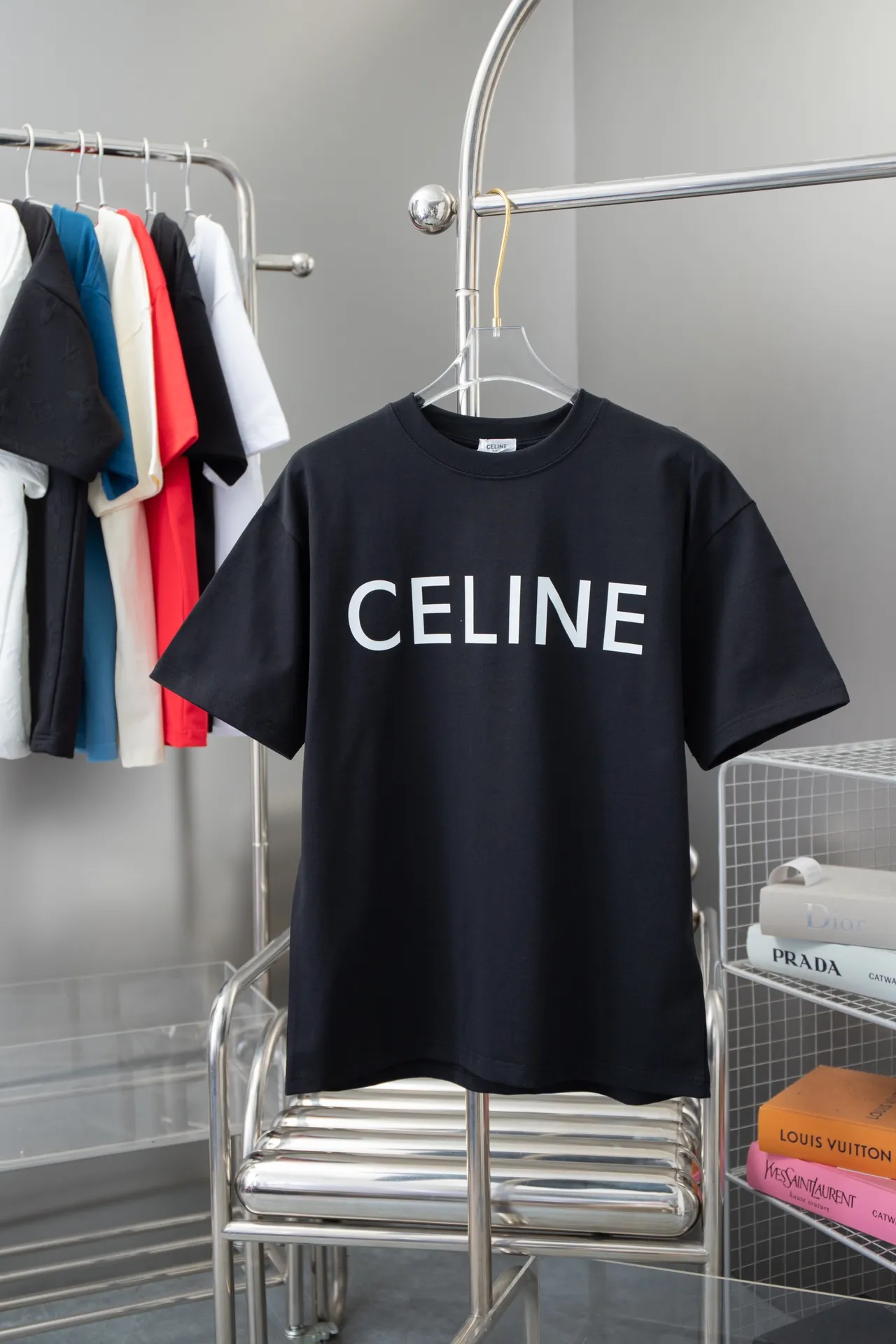 🅿️170 High quality CEL25 early spring new T-shirt, classic logo letter pattern short sleeves, official website synchronization, pure cotton fabric at the counter! Comfortable against the skin, durable and easy to wear, classic and simple logo design, meticulous original craftsmanship, customized 290G same vat dyed fabric, very comfortable to the touch, latest brick cabinet synchronization, OS off-shoulder version, fashionable and personalized, super versatile and good-looking, very suitable for both men and women, must-have style, hang tag, collar label, washed wheat, complete with three labels S M L XL