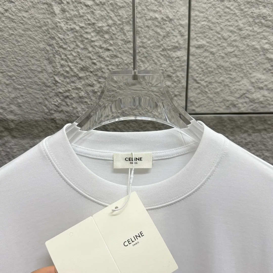 🅿️180 Celi*ne 2025 spring and summer style, simple letters, three-dimensional silicone technology, personalized logo, customized double yarn plain cotton fabric, short-sleeved T-shirt, same style for men and women. Size: S (90-130 catties) M (120-150 catties) L (140-165 catties) XL (160-180 catties) XXL (180-210 pounds) Color: black white
