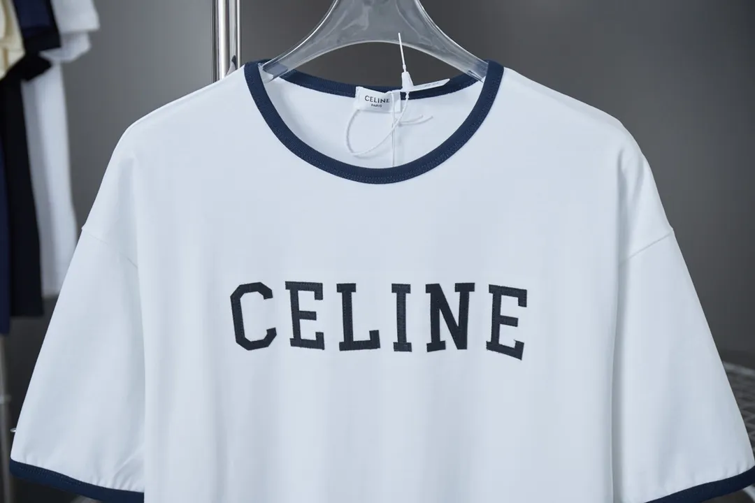 🅿️170 CELIN* 25SS early spring new style, letter printed short sleeves, light luxury, a must-have item for daily commuting for men and women, correct version, welcome to compare, detailed features · 320g 100% pure cotton double yarn jersey fabric · Special thickened 32 pieces of double yarn 1X1 thread in the same cylinder custom dyeing · Classic letter logo flocking printing on the front. Collar, cuffs contrasting threads · Double-needle sewing and cross-seam technology · Original main mark, washed tag, brand moisture-proof paper packaging Color: White Size: S/M/L/XL