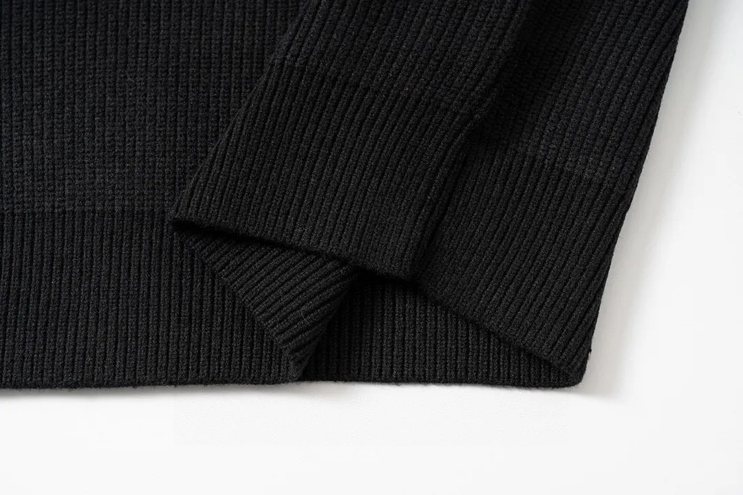 🅿️340 CELINE autumn and winter letter round neck knitted sweater. Fabric: imported wool, hand-cuffed/feeling soft, smooth and comfortable. Jacquard: Large letters Accessories: Main label, washed label and hang tag all customized. Size: S-L