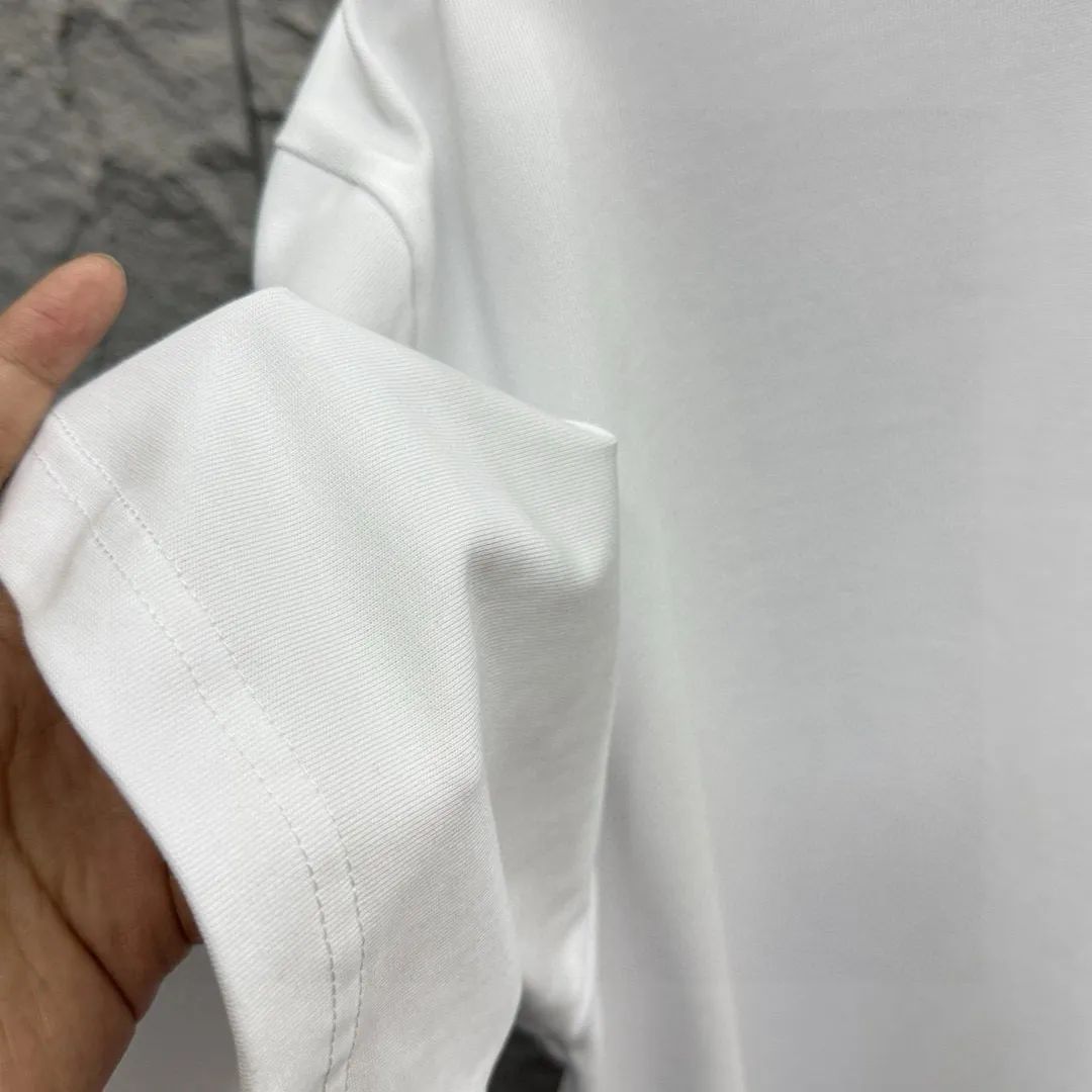 🅿️180 Celi* Celin Celin 2025 spring and summer style Simple letter embroidery personalized logo Customized double yarn plain cotton fabric Short-sleeved T-shirt Uniform for men and women Size: S (90-130 catties) M (120-150 catties) L (140-165 catties) XL (160-180 catties) XXL (180-210 catties) Color: black white