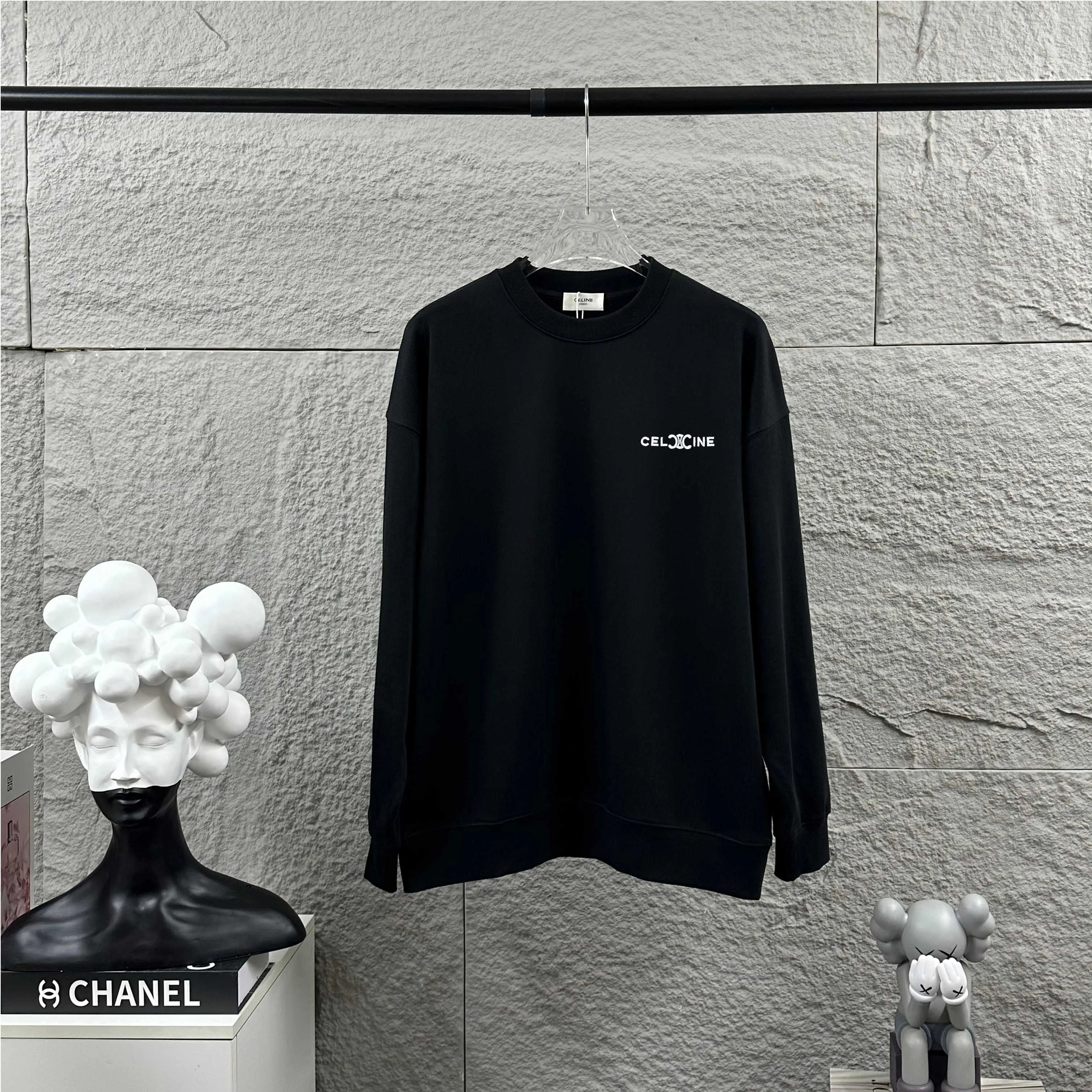 🅿️250 Celi*ne Celin Celin 2025 early autumn and winter new style Three-dimensional simple black and white embroidery personalized logo Customized terry fabric Long-sleeved round neck sweatshirt Uniform for men and women Size: S (90-130 catties) M (120-150 catties) L (140-165 catties) XL (160-180 catties) XXL (180-210 pounds) Color: black white