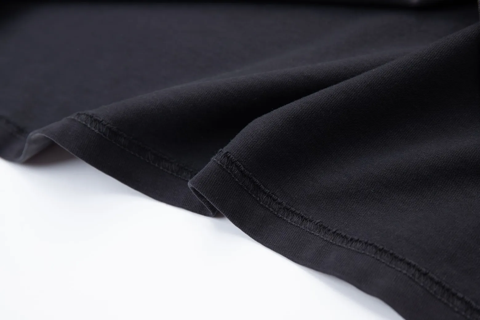 🅿️220 High quality ✨Celine✨🆕Classic logo letter pattern short sleeves. Official website synchronization, pure cotton fabric at the counter! Comfortable against the skin, durable and easy to wear, classic and simple logo design, meticulous original craftsmanship, customized 290G same vat dyed fabric, very comfortable to the touch, latest brick cabinet synchronization, OS off-shoulder version, fashionable and personalized, super versatile and good-looking, very suitable for both men and women, a must-have style, tag, collar label, washed wheat, complete with three labels, black, blue, green, 3️⃣ colors S M L XL