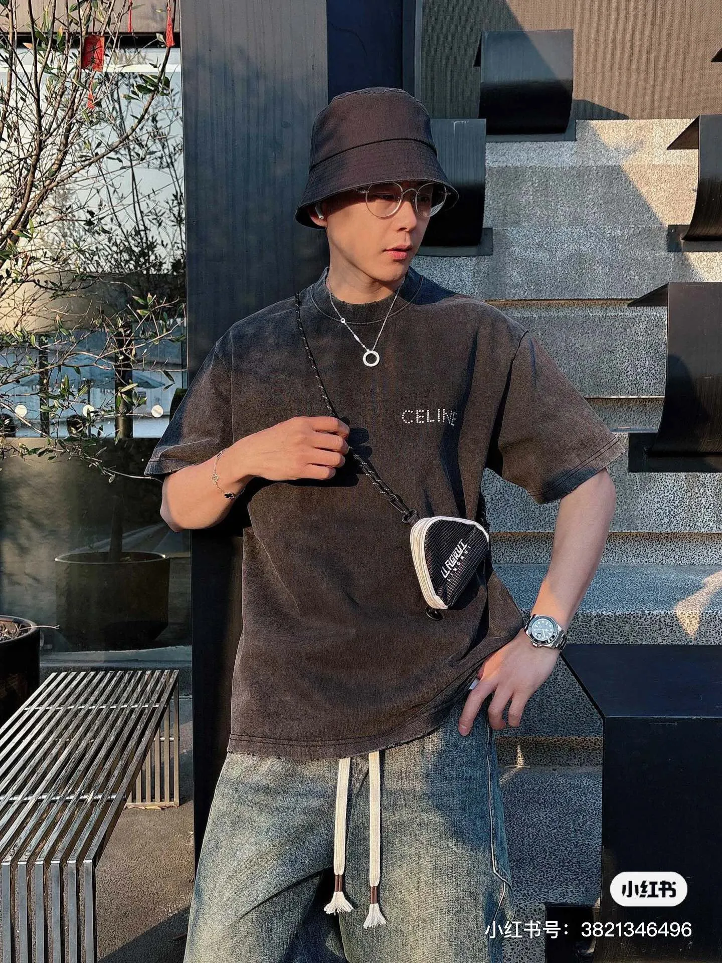 🅿️158 M248#Celine•🇫🇷25ss new style distressed washed and ironed short-sleeved T-shirt ✅✅✅ Focus on quality and compare at will Size: S M L Color: Black