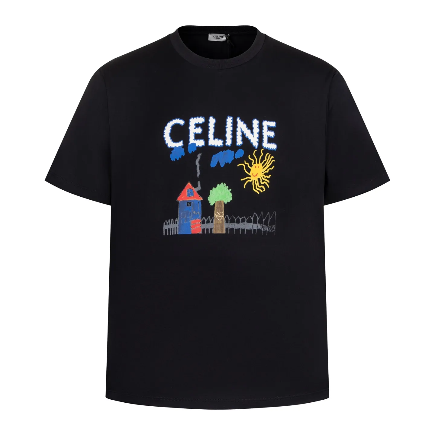 🅿️260 [Exclusive supply] Celine childlike graffiti printed short-sleeves (black) The fabric is made of 50S 165g double-ply plain fabric, and the rib is made of 32S 300g 2×2 stretch rib. 50S double-strand mercerized cotton fabric adopts fine yarn selection, unique mercerization treatment, advanced weaving technology, and environmentally friendly dyeing and finishing processes. Double-strand mercerized cotton fabric has excellent moisture absorption and breathability. Its good elasticity and wrinkle resistance make the fabric less likely to deform during wearing and washing, and is easy to care for. The high-elastic glue has good stretchability and resilience to ensure that the printed pattern can still return to its original shape after stretching; at the same time, the glue has strong adhesion and can be firmly attached to the fabric and not easy to fall off. It also needs to have excellent washability and lightfastness to ensure that the printed pattern can maintain bright colors after long-term use and exposure to light. Dot penetration printing uses a specific printing process to achieve precise positioning and penetration of multiple colors on the fabric, while paying attention to the use of environmentally friendly materials. The color paste is evenly printed on the fabric, and the precise arrangement of dots and accurate color restoration are achieved by controlling the process conditions. Size:XS-S-M-L