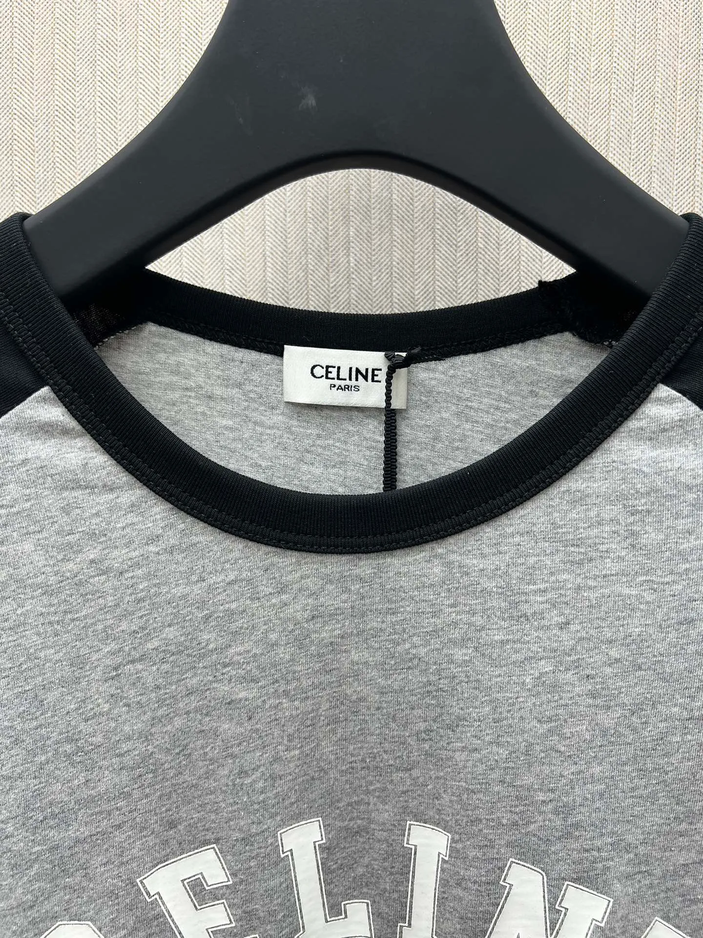 🅿️280 Celine 25ss new printed loose fit, raglan sleeve T-shirt, high version, women's style, gray and black, code number: S.M.L.