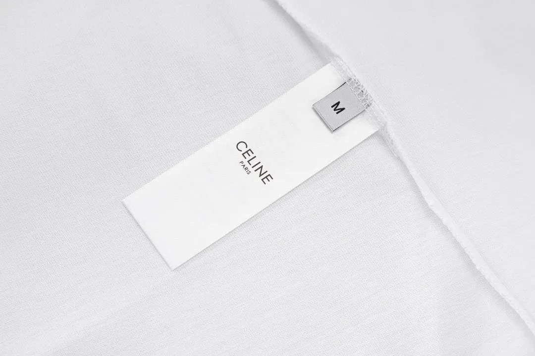 🅿️170 Celine 2025 new style customized woolen Arc de Triomphe letter logo, same style for men and women, short-sleeved T-shirt ·Customized 280g 100% double yarn pure cotton fabric ·Dyeing 32 counts double-strand thread ·Collar label, hangtag, main mark and three labels complete Color: White Size: XS S M L