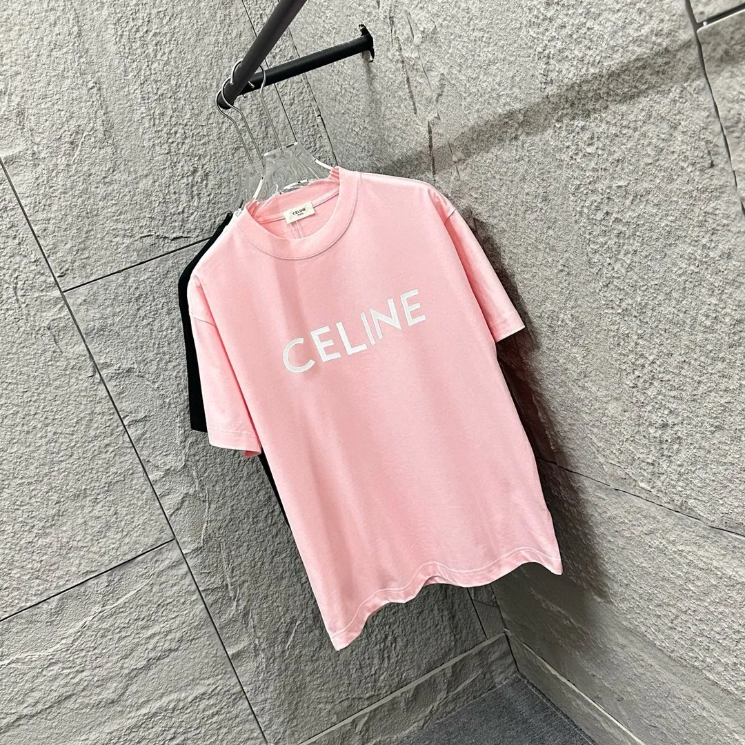 🅿️180 Celine* Celine 2025 Spring and Summer Style Simple letter three-dimensional silicone personalized logo Customized double yarn plain cotton fabric Short-sleeved T-shirt Unisex Size: S (90-130 catties) M (120-150 catties) L (140-165 catties) XL (160-180 catties) XXL (180-210 catties) Color: black white light pink