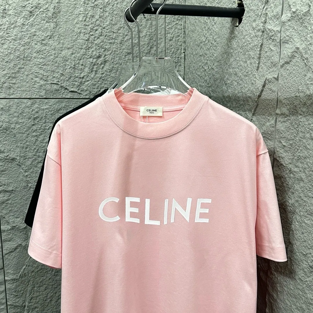 🅿️180 Celine* Celine 2025 Spring and Summer Style Simple letter three-dimensional silicone personalized logo Customized double yarn plain cotton fabric Short-sleeved T-shirt Unisex Size: S (90-130 catties) M (120-150 catties) L (140-165 catties) XL (160-180 catties) XXL (180-210 catties) Color: black white light pink