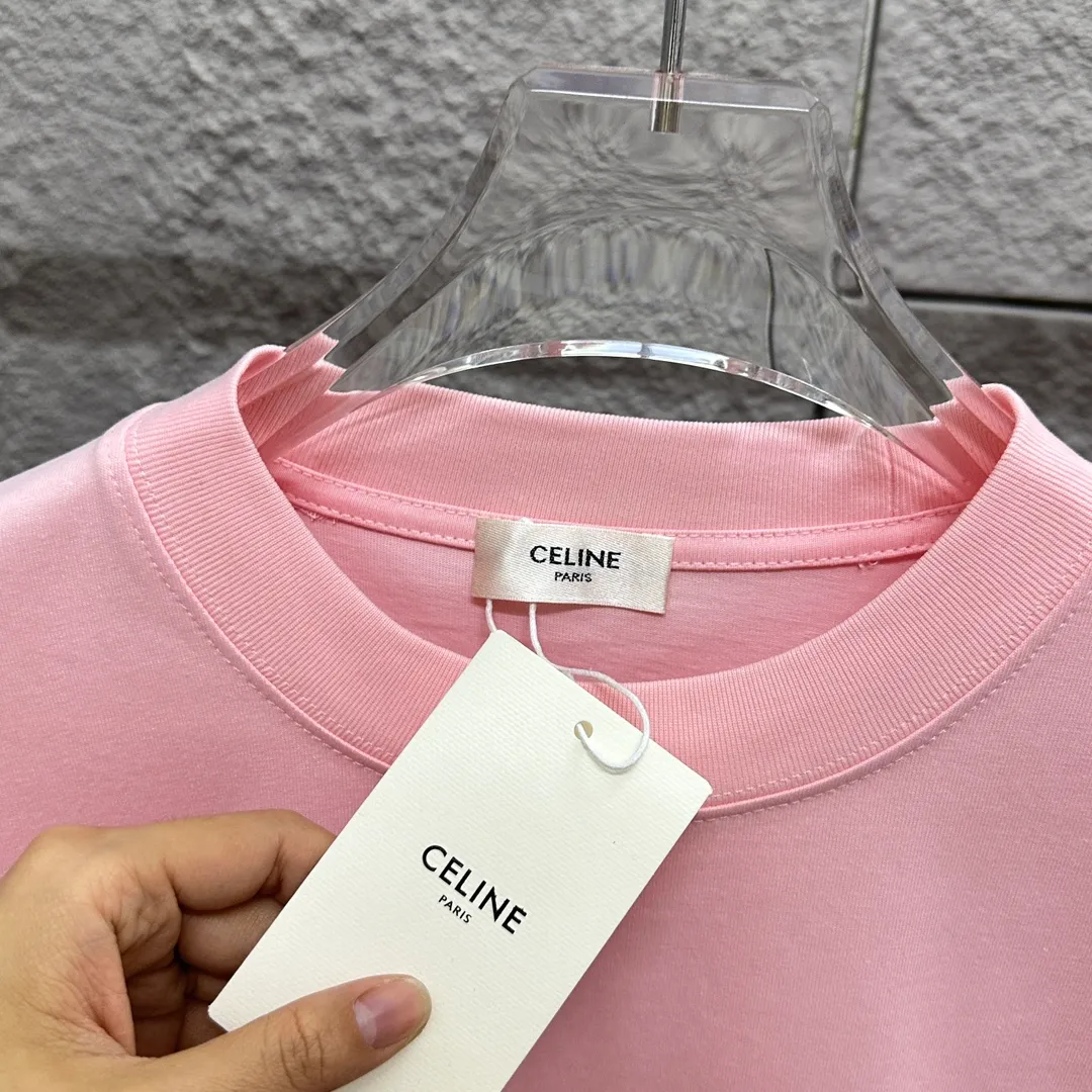 🅿️190 Celine* Celine 2025 Spring and Summer Style Simple letters three-dimensional silicone personalized logo Customized double yarn plain cotton fabric Short-sleeved T-shirt Unisex Size: S (90-130 catties) M (120-150 catties) L (140-165 catties) XL (160-180 catties) XXL (180-210 catties) Color: black white light pink