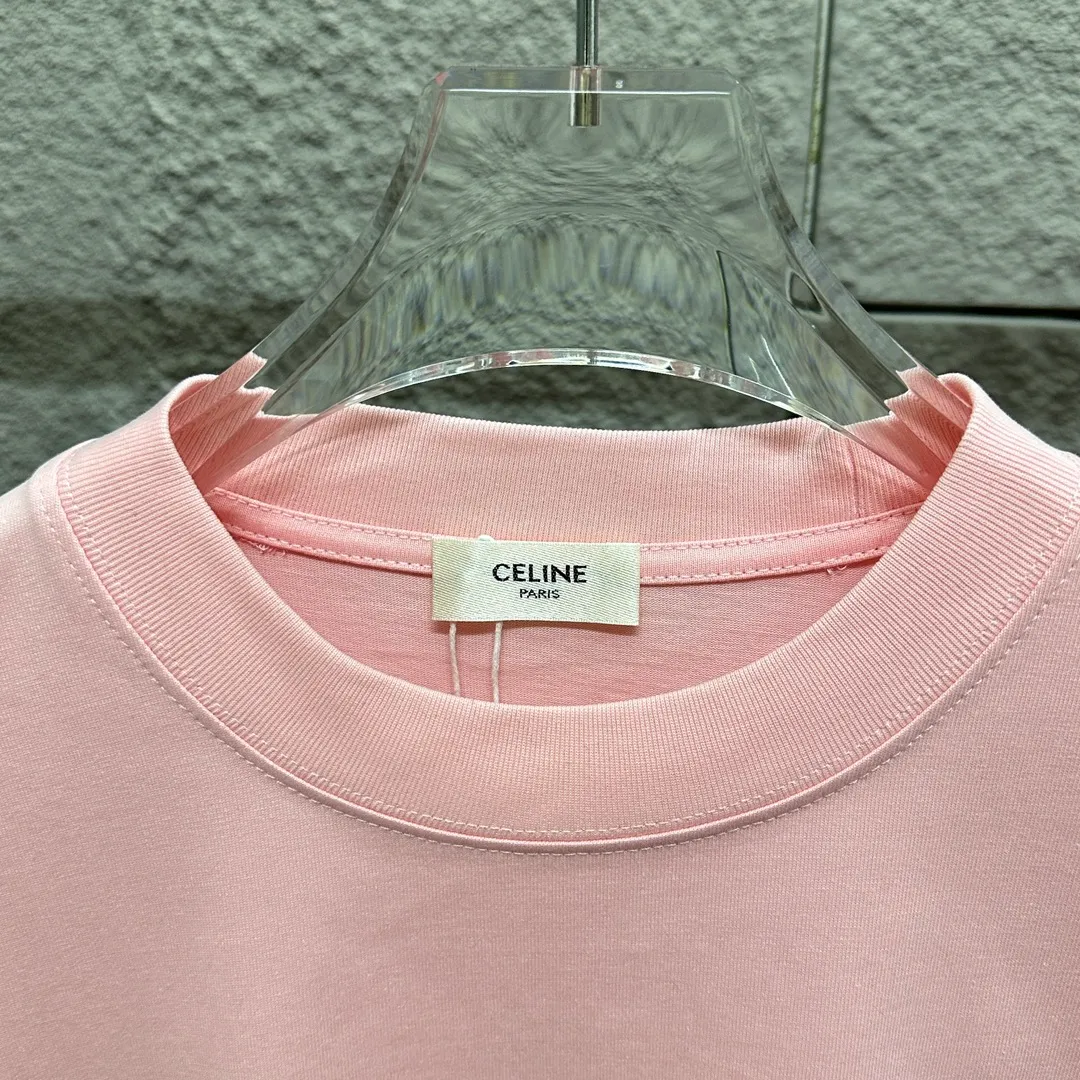 🅿️190 Celine* Celine 2025 Spring and Summer Style Simple letters three-dimensional silicone personalized logo Customized double yarn plain cotton fabric Short-sleeved T-shirt Unisex Size: S (90-130 catties) M (120-150 catties) L (140-165 catties) XL (160-180 catties) XXL (180-210 catties) Color: black white light pink