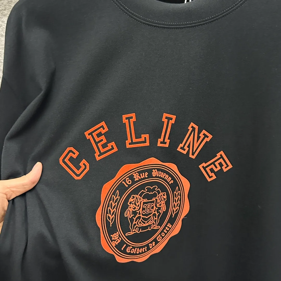 🅿️190 Celi* Celine 2025 spring and summer style Simple letter flocking process personalized logo Customized double yarn plain cotton fabric Short-sleeved T-shirt Unisex Size: S (90-130 catties) M (120-150 catties) L (140-165 catties) XL (160-180 catties) XXL (180-210 catties) Color: black white light pink