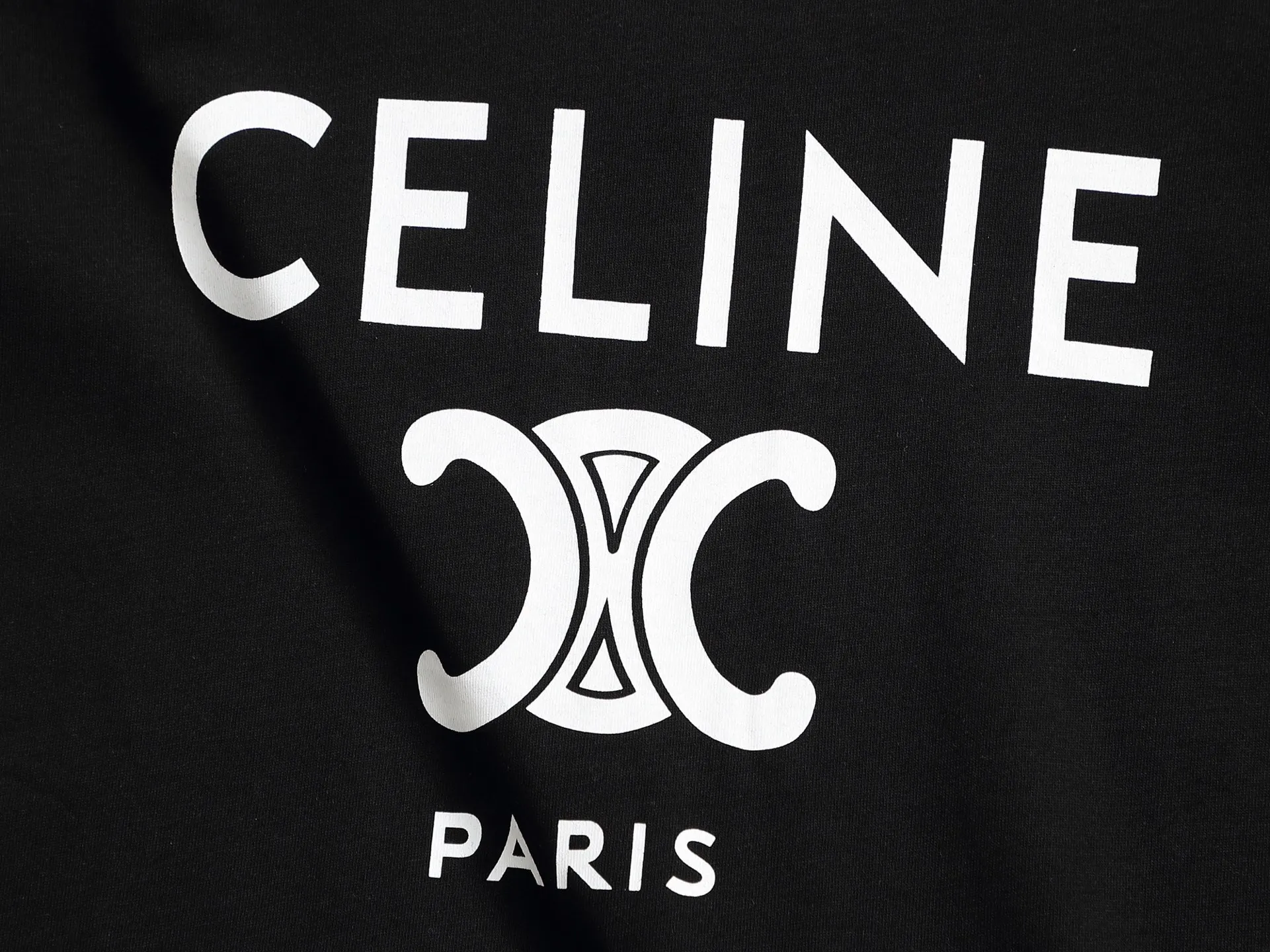 🅿️170 CELINE/Céline Arc de Triomphe classic T-shirt short sleeves. Exclusive custom-woven and dyed pure cotton material. Soft and comfortable. PARIS Arc de Triomphe logo printed on the front. The latest brick cabinet synchronization in spring and summer. Loose version. Same style for men and women. White color. Size: XS-L