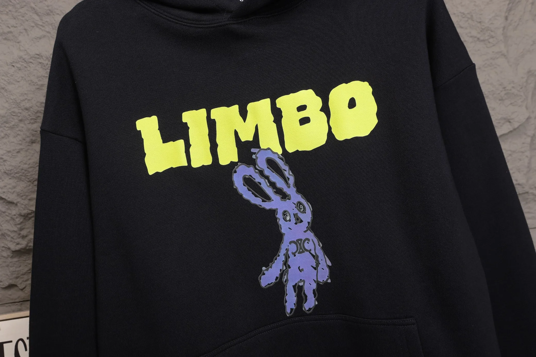 🅿️320 High quality Celine's new hooded sweatshirt, model number B10 Heavy industry graffiti printed letter hooded sweatshirt, added with cartoon elements, custom-made cotton material, mercerized, comfortable and skin-friendly. Following the reactive printing process, contrasting printing technique, exquisite pattern integration, full of ready-to-wear style. Hooded drawstring design, color, black and white, size s-xl