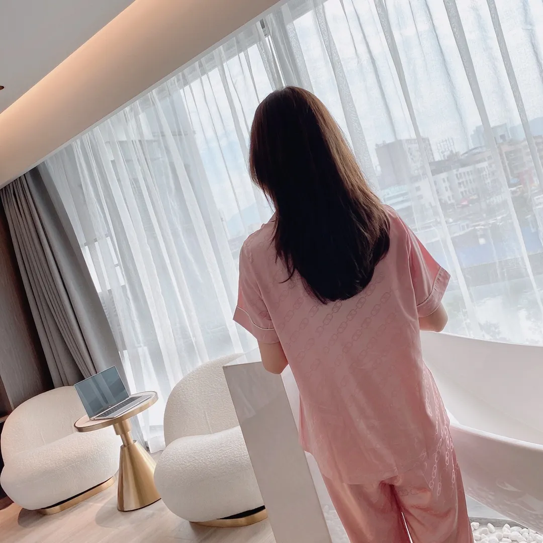 🅿️360 CELINE home wear, high-definition Korean silk fabric, skin-friendly, soft and comfortable Size: XS～M