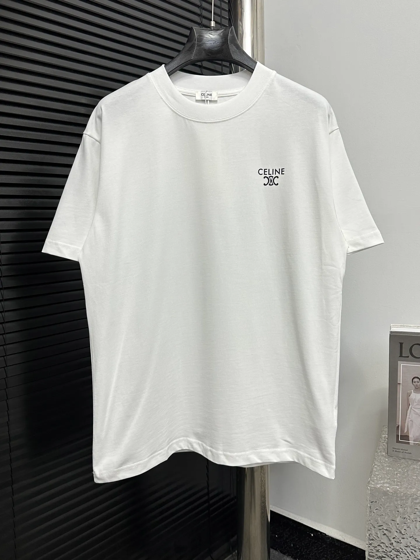 🅿️170 [CELINE] Celine 24ss letter logo short-sleeved T-shirt. Pure cotton double yarn jersey fabric, custom-dyed in the same vat, special thickened 32 pieces, double-strand 1×1 rib, double-needle sewing and cross-stitch technology, original main mark, washed tag, moisture-proof paper packaging, color: black, white, size: XS-L