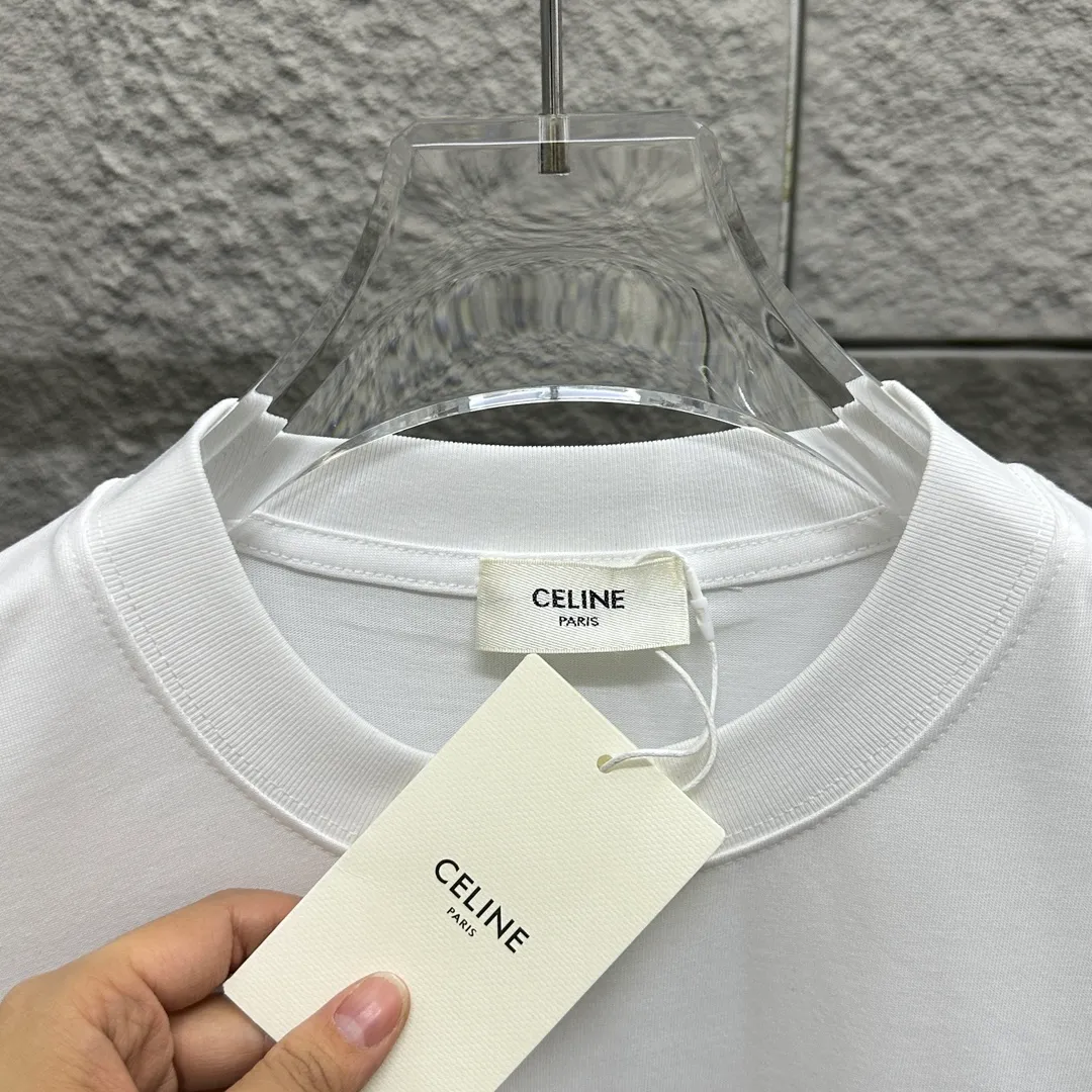 🅿️190 Celine* Celine 2025 Spring and Summer Style Simple letters three-dimensional silicone personalized logo Customized double yarn plain cotton fabric Short-sleeved T-shirt Unisex Size: S (90-130 catties) M (120-150 catties) L (140-165 catties) XL (160-180 catties) XXL (180-210 catties) Color: black white light pink