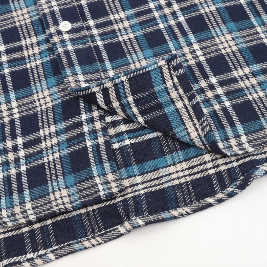 🅿️660 Celine CE Arc de Triomphe Blue Plaid Jacket Customized 1:1 pure cotton yarn-dyed brushed plaid material, imported machine embroidery technology, infrared positioning cutting machine, through infrared transmitter and infrared receiver to achieve precise positioning of the material to meet the effect of high-precision cutting of plaid alignment (material loss is extremely high, an average of 15 points per piece is lost, which is time-consuming and labor-intensive, please see the real chapter for details), It adopts the side-turning and buried clamping sewing process, which is smooth and tidy. The template machine opens the bag. The preset template guides the position, shape and size of the bag. The accuracy ensures the quality of the bag opening effect. Loose version Size: 38-41