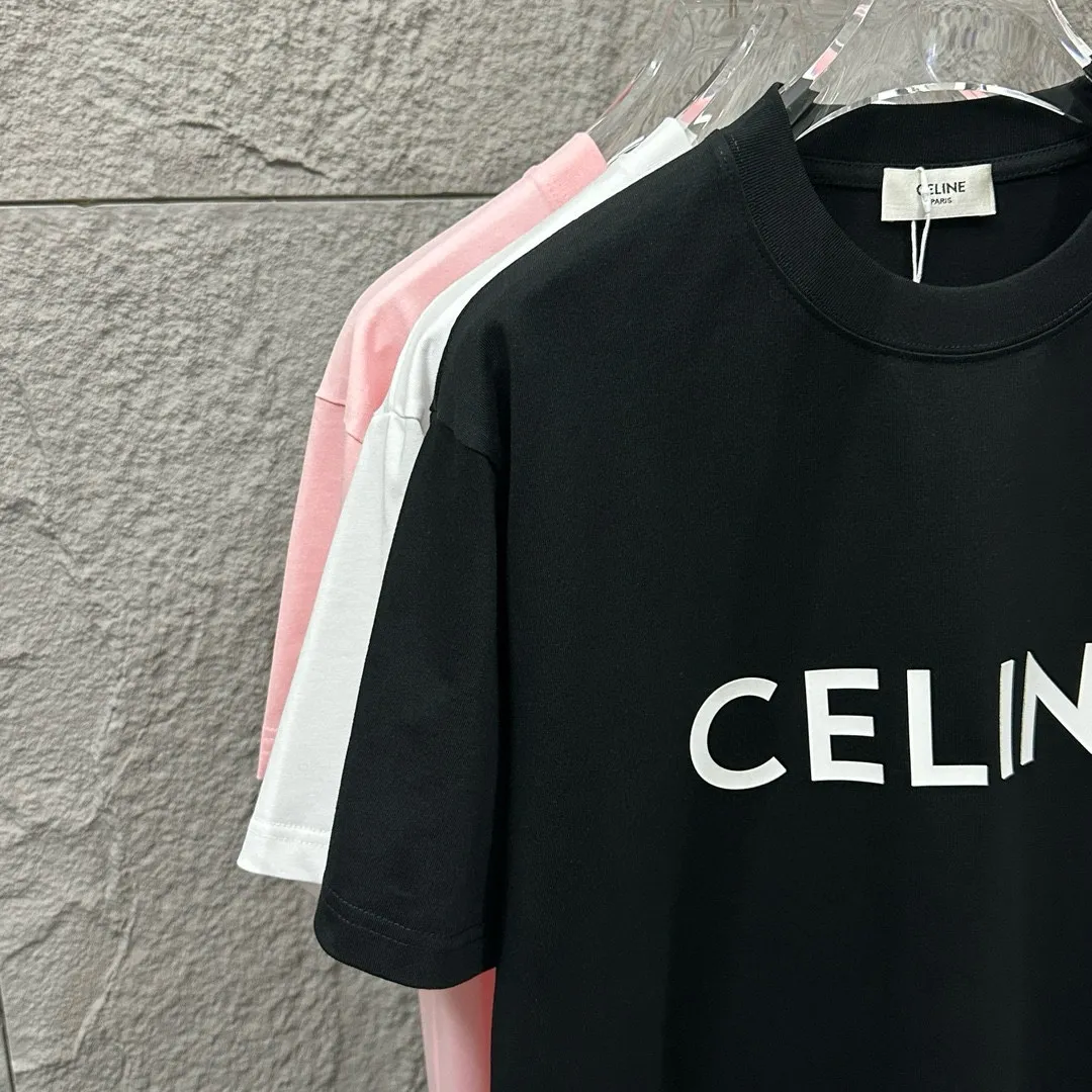 🅿️180 Celine* Celine 2025 Spring and Summer Style Simple letter three-dimensional silicone personalized logo Customized double yarn plain cotton fabric Short-sleeved T-shirt Unisex Size: S (90-130 catties) M (120-150 catties) L (140-165 catties) XL (160-180 catties) XXL (180-210 catties) Color: black white light pink