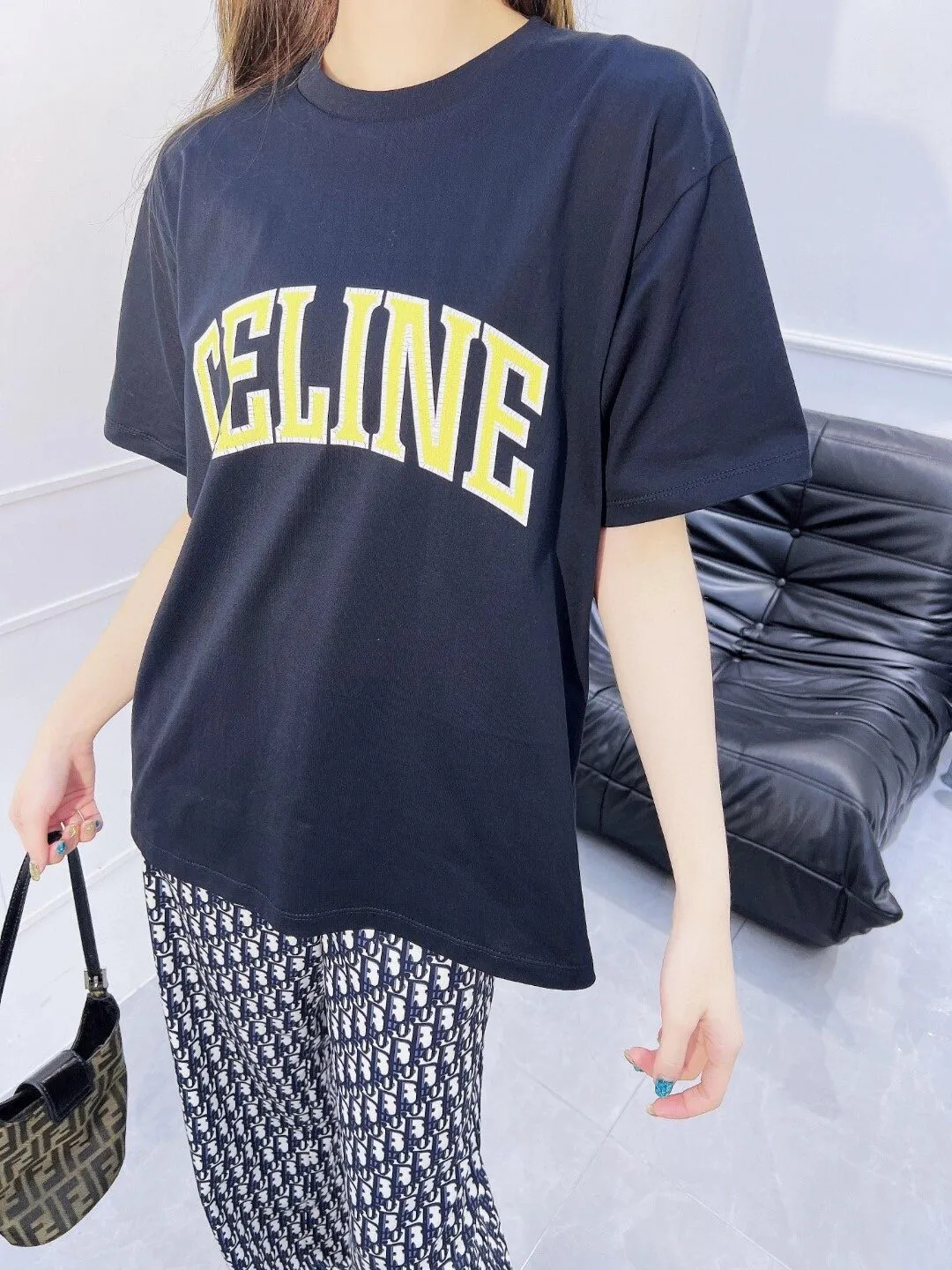 🅿️170 ✨🔥 [CELINE] 2025FW short-sleeved T-shirt, letter LOGO printing, high-end 26s double yarn 300g fabric, heavy fabric, custom stretcher rib, same vat and dye, complete three standards, same style for men and women, color: black, white, size: S M L XL 2XL
