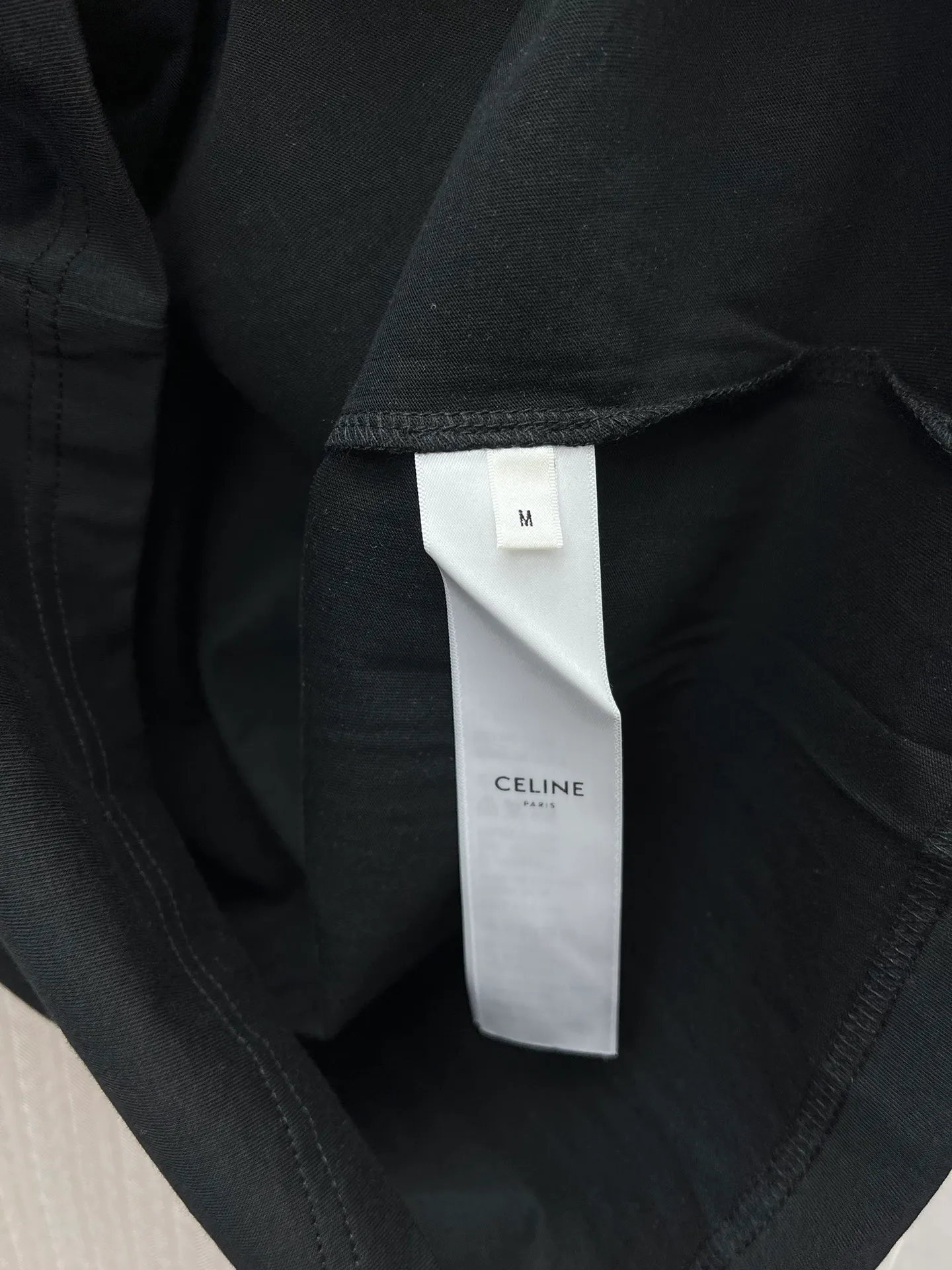 🅿️280 Celine 25ss new printed loose fit, raglan sleeve T-shirt, high version, women's style, black and white, code number: S.M.L.