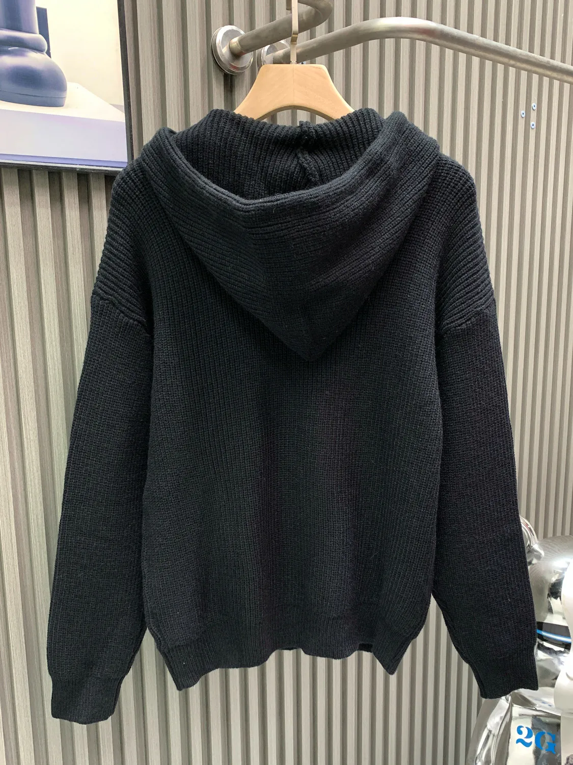 🅿️370 black