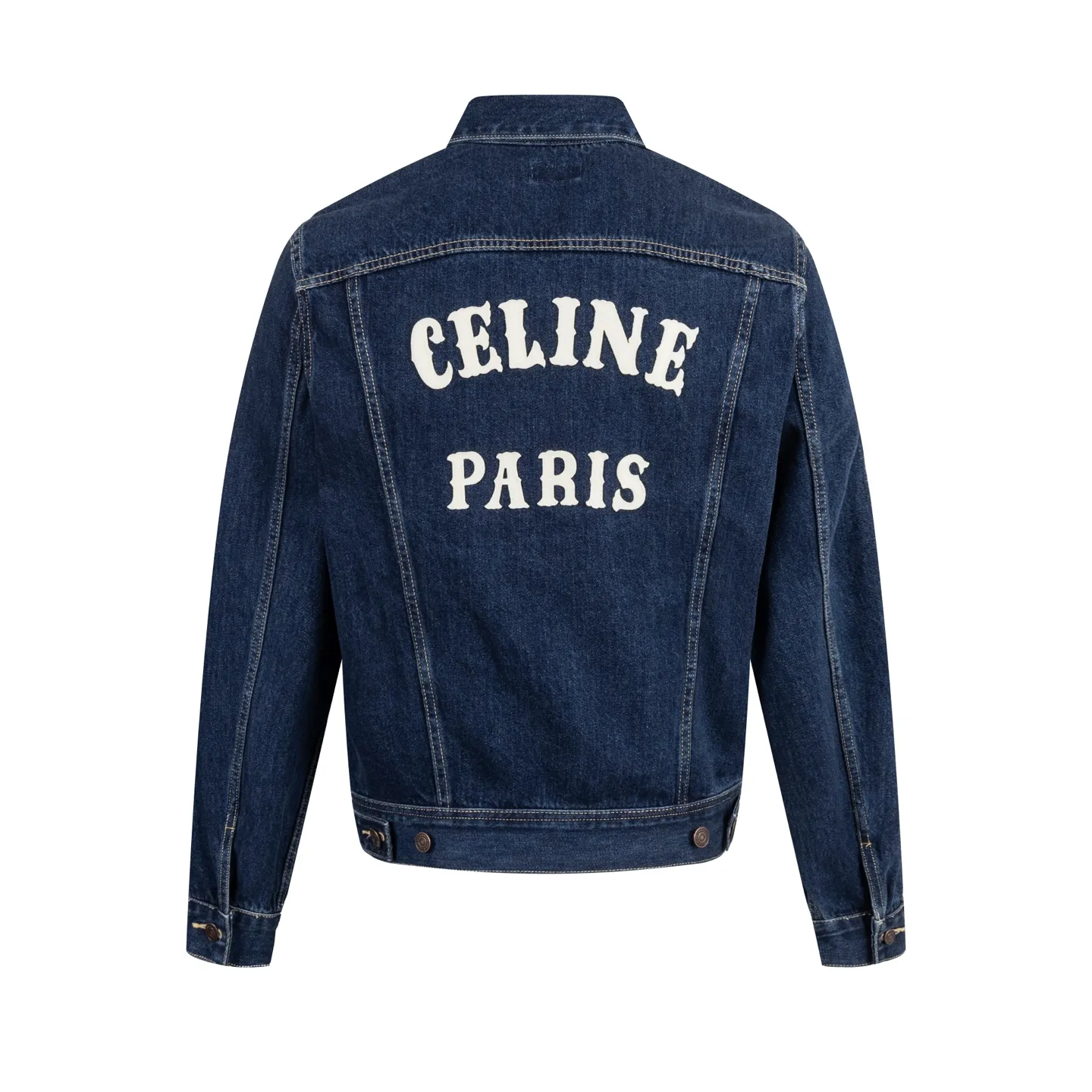 🅿️600 [Exclusive supply] Celine patch embroidered denim denim jacket Pure cotton denim fabric is a unique blended fabric made of pure cotton and denim. It not only maintains the softness and breathability of pure cotton, but also enhances the toughness and wear resistance of the fabric. This kind of fabric has a thick texture, is comfortable to wear, has good breathability, and also has a certain degree of elasticity and wrinkle resistance. Sand washing is a kind of post-processing process for jeans, which makes the clothes have a certain fading effect and a sense of staleness after washing. During the sand washing process, the clothes will be rubbed with pumice stones or sand particles in a special sand washing machine to produce a uniform layer of plush on the surface of the fabric, giving the denim cloth a special texture and feel. Laser cutting patch embroidery technology is a form of technology that uses laser cutting equipment to accurately cut patch fabrics, and then sews them onto clothing or other fabrics through an embroidery machine. The laser-cut cuts are smooth and eliminate the need for hemming, which improves the overall quality of the patch embroidery. The classic shirt collar style, combined with simple lines and neat tailoring, shows a clean and neat style. At the same time, details such as the cuffs, collar and hem of the shirt have also been carefully designed, adding to the overall sense of fashion and sophistication. Size:XS-S-M-L