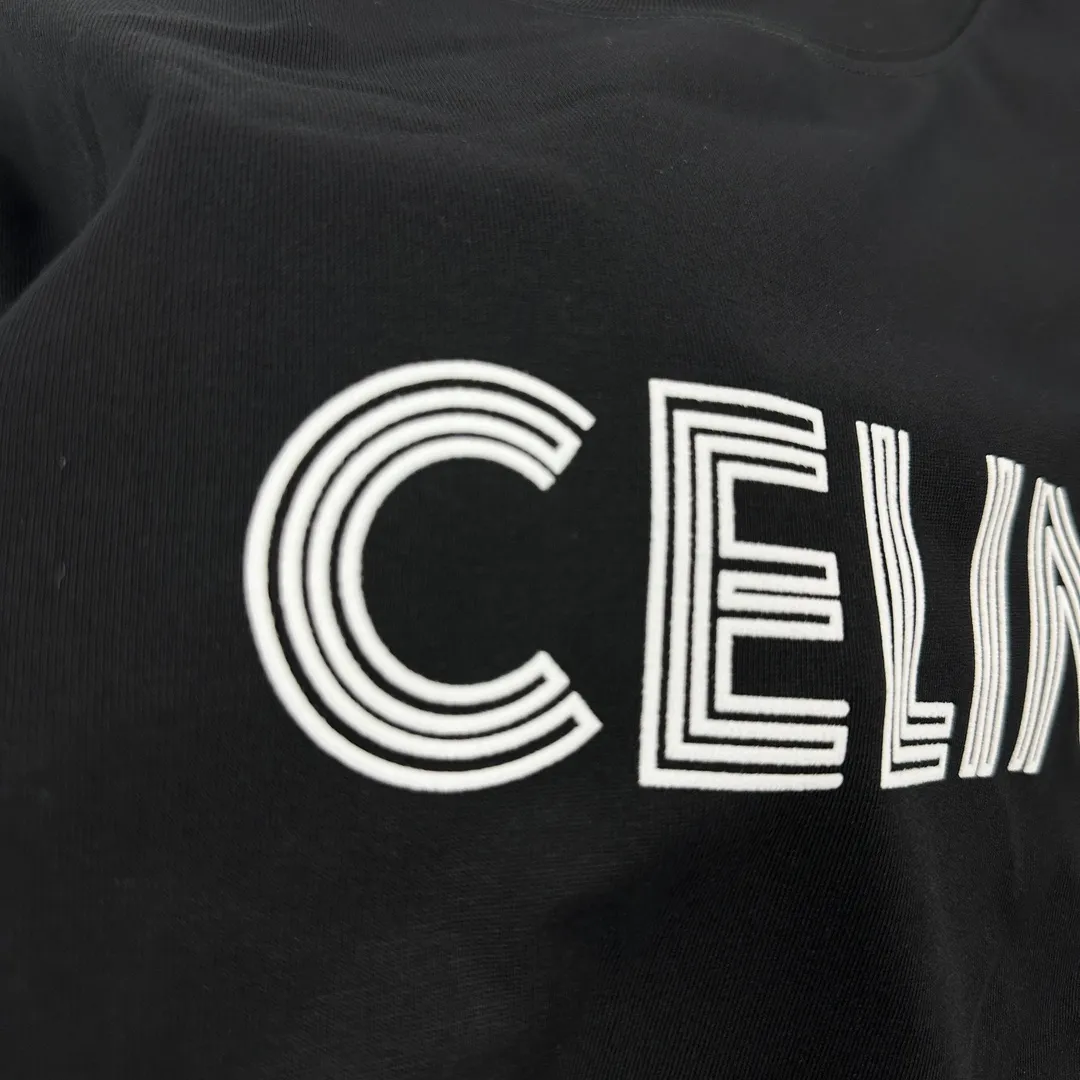 🅿️180 Celi*ne 2025 spring and summer style, simple letters, flocking technology, personalized logo, customized double yarn plain cotton fabric, short-sleeved T-shirt, same style for men and women. Size: S (90-130 catties) M (120-150 catties) L (140-165 catties) XL (160-180 catties) XXL (180-210 pounds) Color: black white