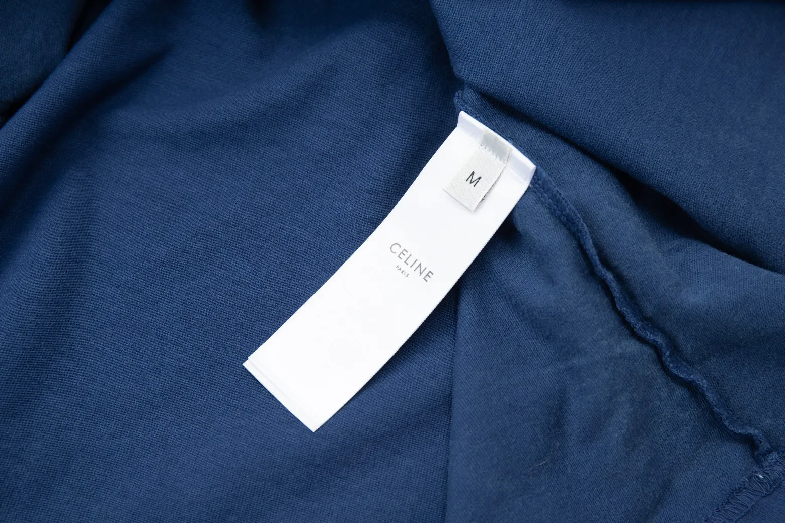 🅿️220 High quality ✨Céline✨🆕 Classic logo letter pattern short sleeves, official website synchronized, pure cotton fabric at the counter! Comfortable against the skin, durable and easy to wear, classic and simple logo design, meticulous original craftsmanship, customized 290G same vat dyed fabric, very comfortable to the touch, latest brick cabinet synchronization, OS off-shoulder version, fashionable and personalized, super versatile and good-looking, very suitable for both men and women, a must-have style, tag, collar label, washed wheat, complete with three labels, black, blue, green, 3️⃣ colors S M L XL