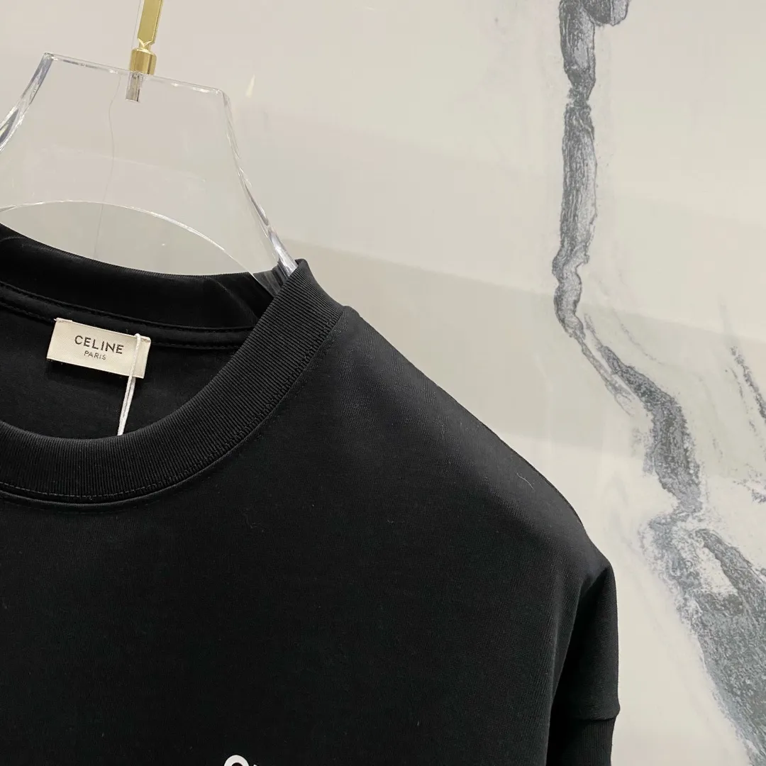 🅿️180 CELINE 260g round neck short-sleeved T-shirt, simple small letter LOGO printing logo, official synchronization, high version, high quality, fashionable personality, versatile trend, pure original quality, original fabric, tag, collar label, washed wheat, three labels complete, color: black, white. Size: XS-L