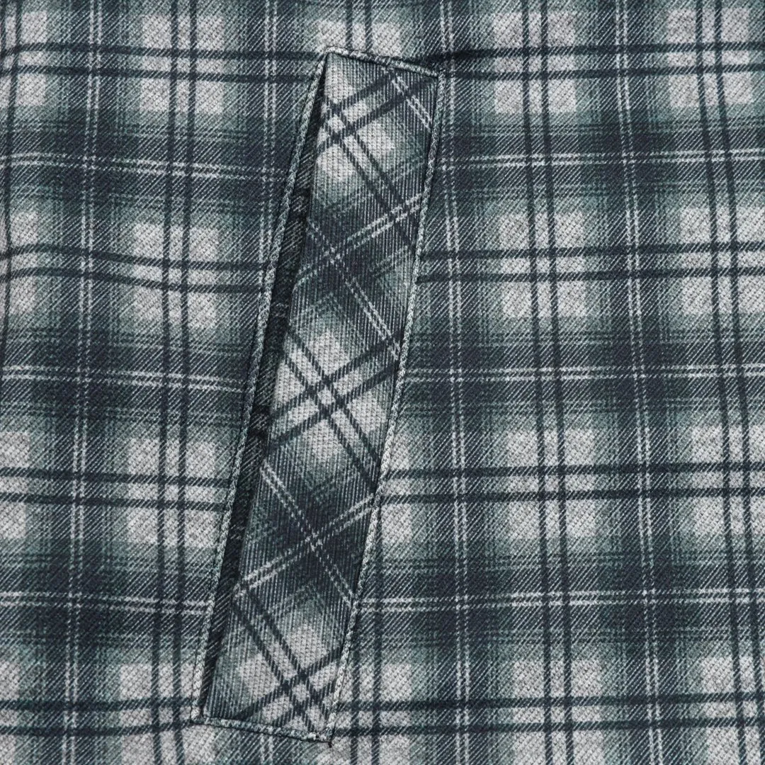 🅿️570 CELINE plaid cashmere hooded cotton jacket is made of high-quality cashmere fabric and has a unique hooded element, which is both practical and beautiful. As a classic element, the plaid pattern, combined with the cashmere fabric, makes the entire garment visually richer and more layered. According to Celine's consistent design concept, this jacket-style shirt has a crisp silhouette and a well-fitting cut, which can well modify the body lines and show the wearer's elegance. Size: XS-L