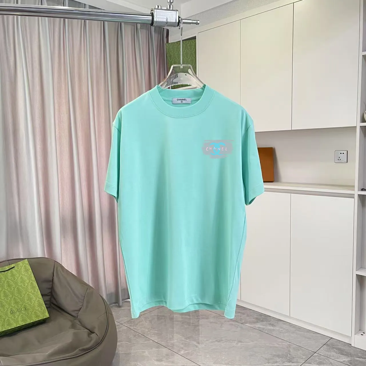 🅿️170 CHANE* Xiaoxiang 2025 autumn new style Double C letter logo printing short-sleeved T-shirt Customized fabric 300g Same style for men and women Size: S M L XL XXL Five codes Color: Black White Paste Green Pink
