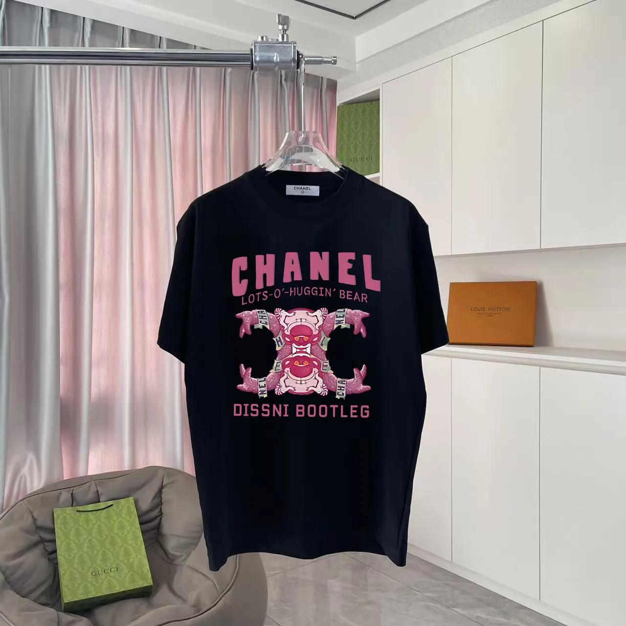 🅿️170 CHANE* Xiaoxiang 2025 Autumn New Style Double C Letter Logo Print Short Sleeve T-shirt Customized Fabric 300g Same Style for Men and Women Size: S M L XL XXL Five Codes Color: Black White Pink