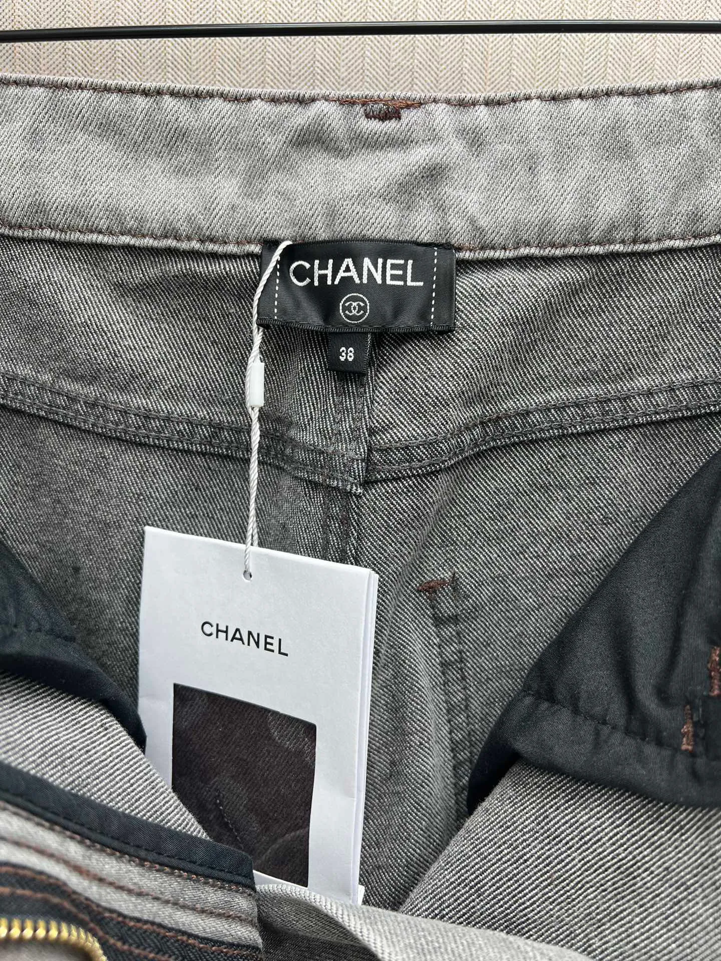 🅿️560 Chanel 25ss new retro straight jeans with floral print, women’s style, high version, code number: 36.38.40.