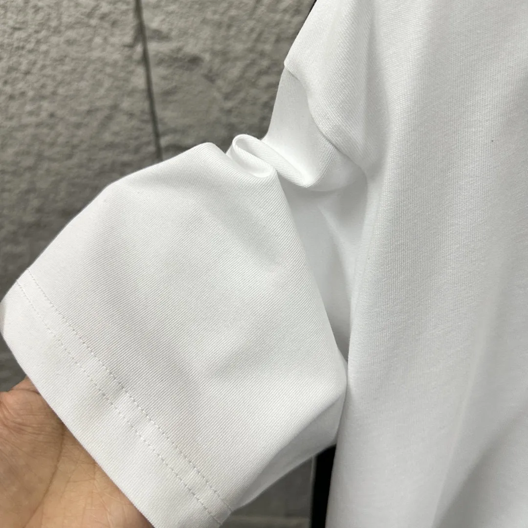 🅿️180 CHANE*Chanel*er 2025 spring and summer new style Classic cloud letter print Customized double yarn plain cotton fabric Short-sleeved T-shirt Unisex Size: S (90-130 catties) M (120-150 catties) L (140-165 catties) XL (160-180 catties) XXL (180-210 catties) Color: black white