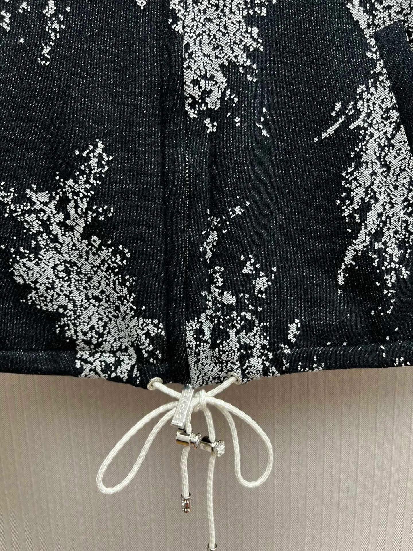 🅿️730 Chanel 25ss new autumn and winter preview series hooded printed zipper long-sleeved jacket for women Size: S.M.L.