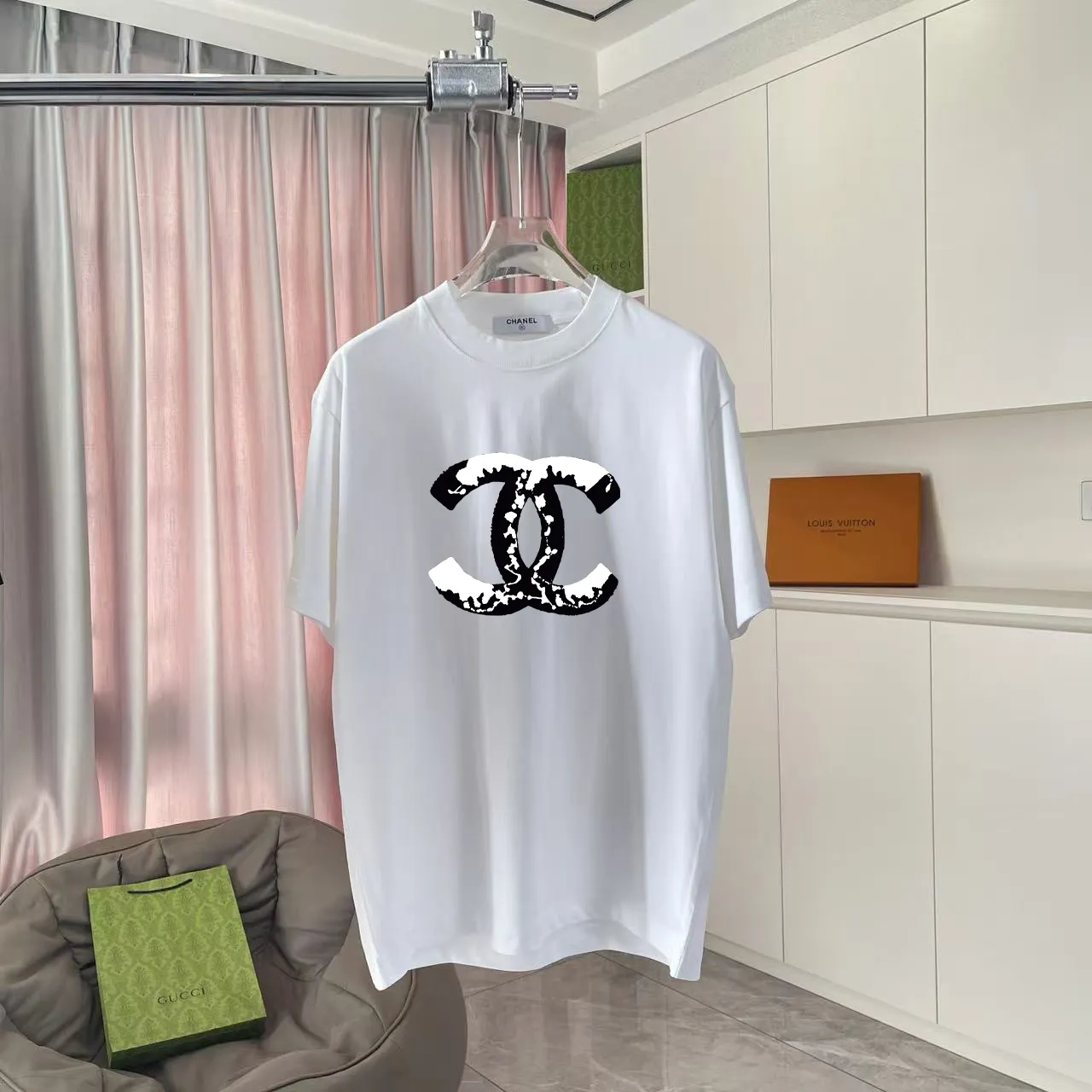 🅿️170 CHANE* Xiaoxiang 2025 autumn new style Double C letter logo printing short-sleeved T-shirt Customized fabric 300g Same style for men and women Size: S M L XL XXL Five codes Color: black white rose red