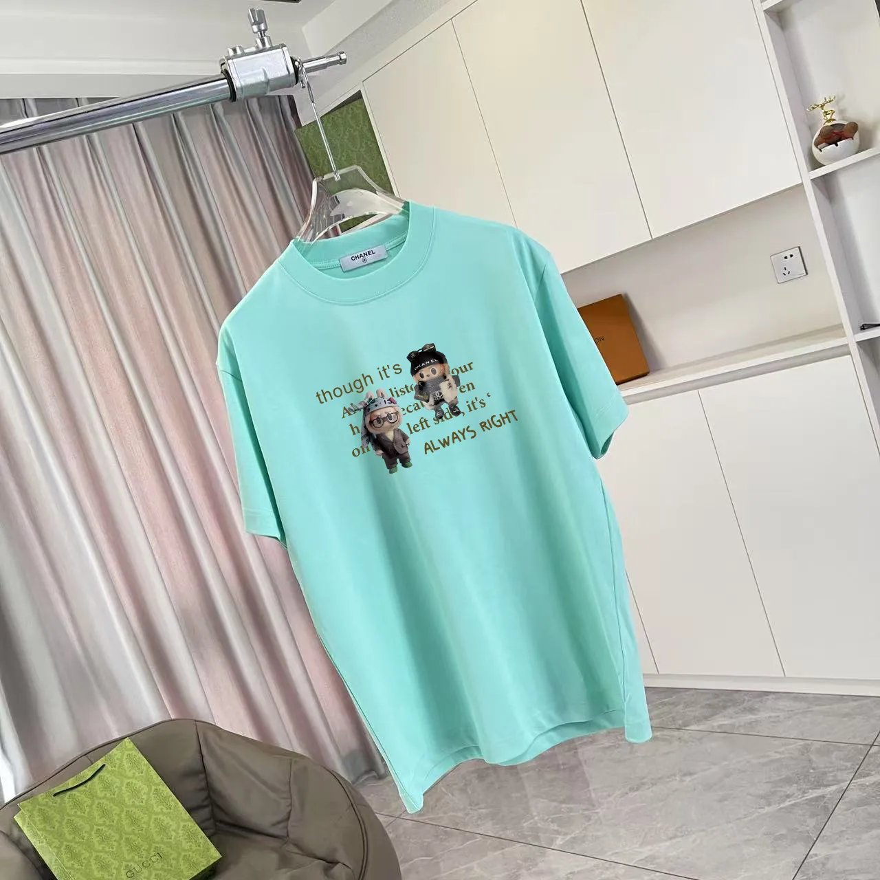 🅿️170 CHANE* Xiaoxiang 2025 autumn new style Double C letter logo printing short-sleeved T-shirt Customized fabric 300g Same style for men and women Size: S M L XL XXL Five codes Color: black white lake green sky blue