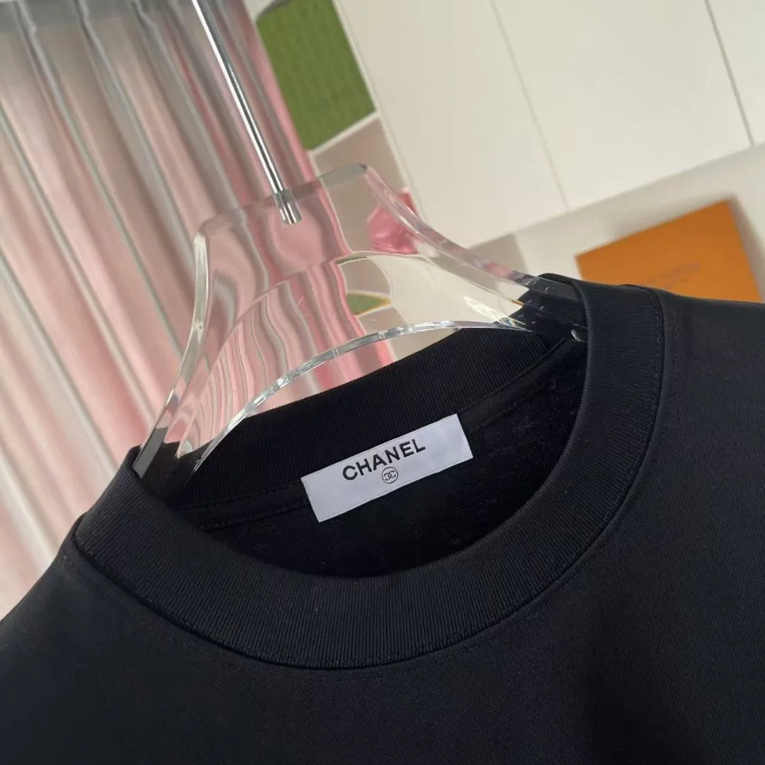 🅿️170 CHANE* Xiaoxiang 2025 autumn new style Double C letter logo printing short-sleeved T-shirt Customized fabric 300g Same style for men and women Size: S M L XL XXL Five codes Color: black white pink sky blue