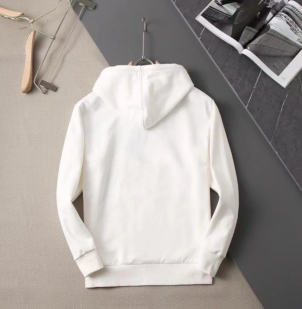 🅿️240 brand [CHANEL Chanel] (good news for fat people) 2025ss spring latest long-sleeved hooded sweatshirt, on sale simultaneously on the official website. Refreshing and breathable. Made of top Tencel Roman. Comfortable and soft. 3D three-dimensional clarity. Super fashion sense. Great gift for your own use. Size: M-5XL (can wear up to 220 pounds)