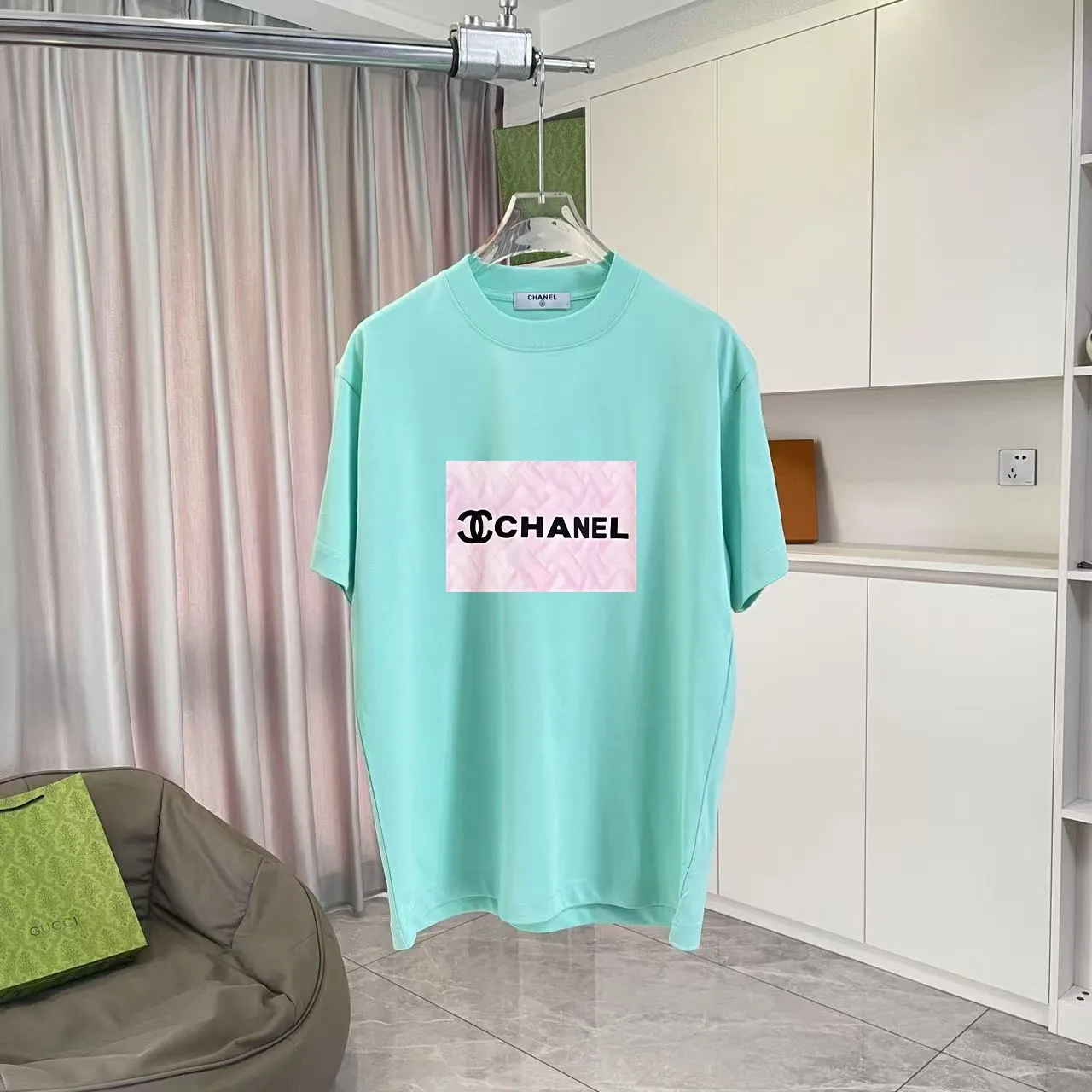 🅿️170 Chanel CHANEL 2025 summer new style Double C letter logo printing short-sleeved T-shirt Customized fabric 300g Same style for men and women Size: S M L XL XXL Five codes Color: black white lake green sky blue