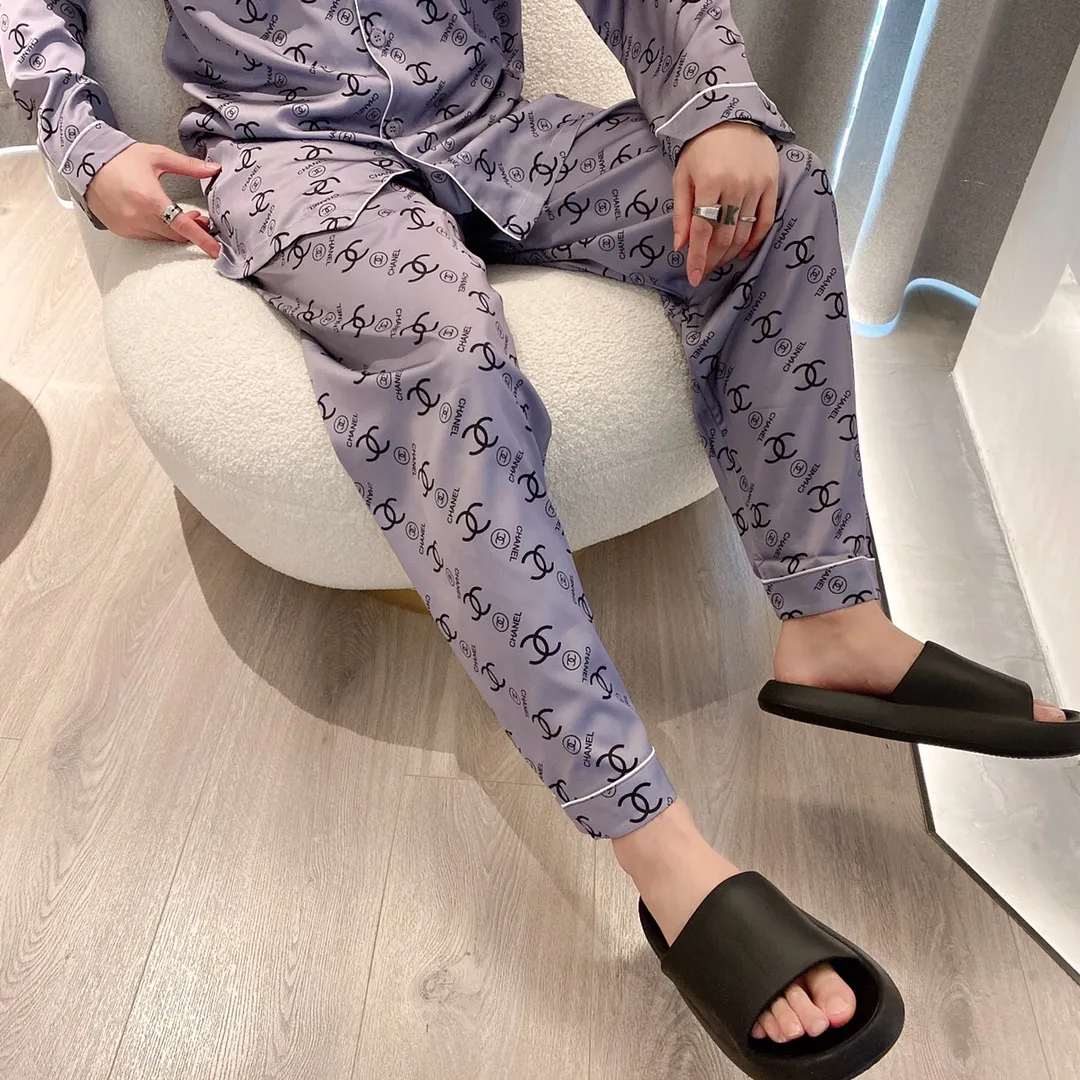 🅿️360 Chanel home wear, high-end Korean silk fabric, skin-friendly, soft and comfortable Size: XL～XXXL