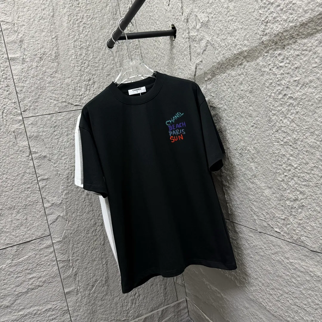 🅿️180 CHANE*Chanel*er 2025 spring and summer new style Classic color letter sign printing Customized double yarn plain cotton fabric Short-sleeved T-shirt Unisex Color: Black White Angora Red Size: S (90-130 pounds) M (120-150 pounds) L (140-165 pounds) XL (160-180 pounds) XXL (180-210 pounds)