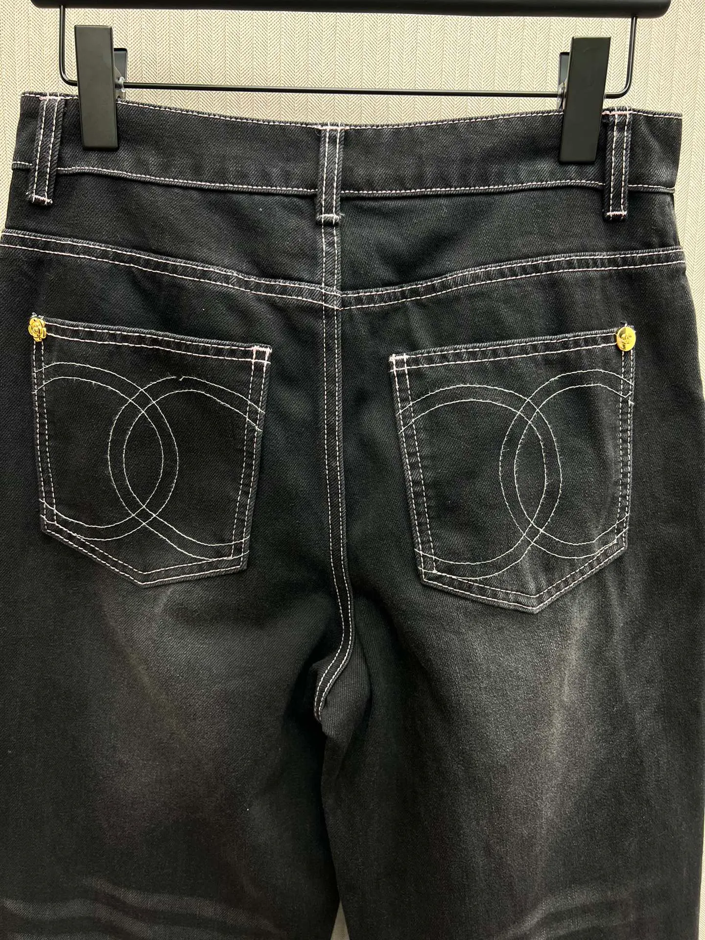 🅿️500 Chanel 25ss new autumn and winter series jeans printed washed denim black high version code number: S.M.L.